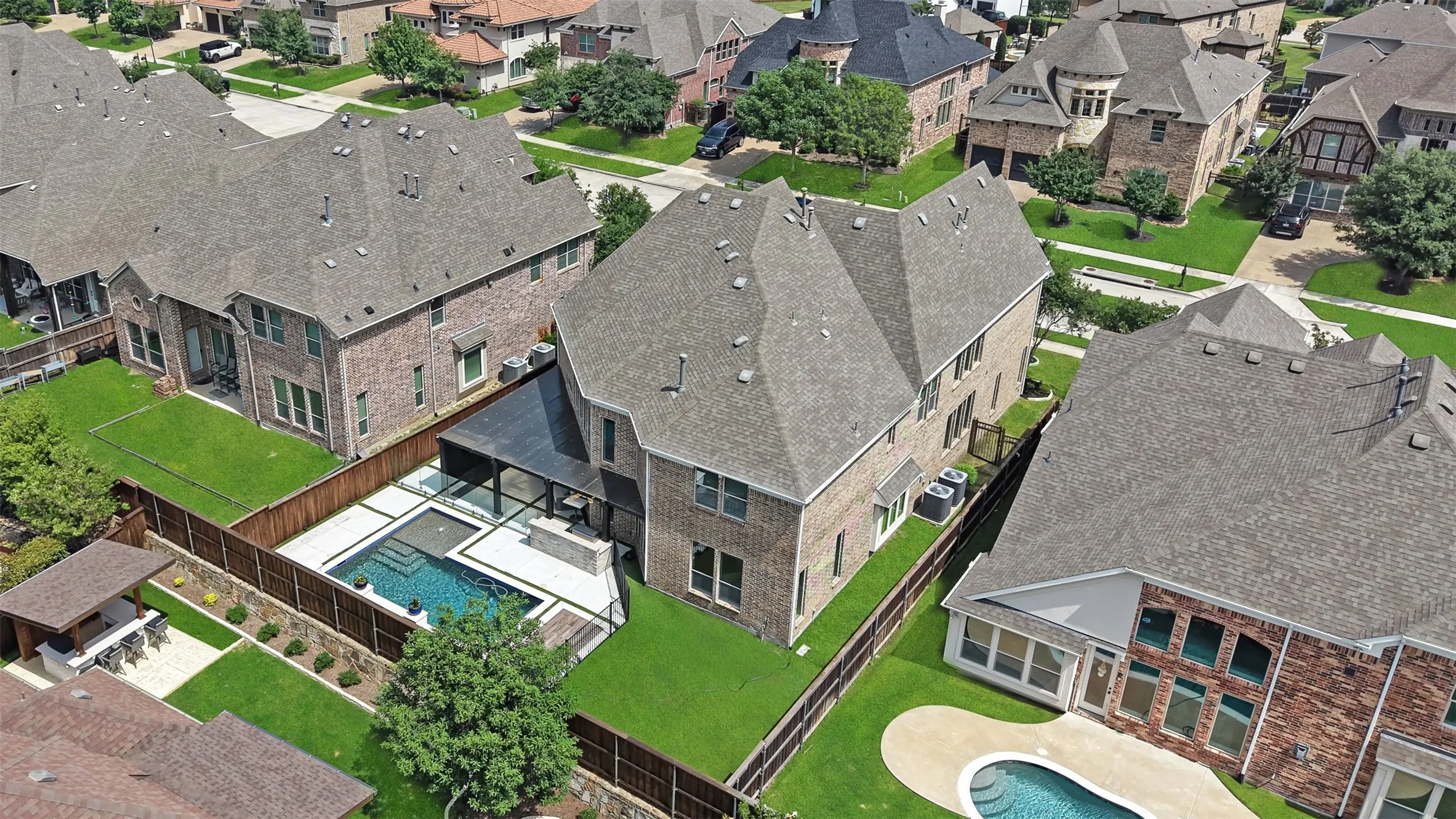 Single Family Residence For Sale in Denton County , 2117 Hidalgo Lane, Frisco, Texas 75034, 5 Bedroom, 4 Bathroom, 2 Garage spaces, 4,917 Sqft, built in 2016, mls#21253694, Real Estate Agent in Frisco, Homes For Sale in Denton county, Homes For Sale in Frisco, Realtor in Frisco Texas, Real Estate Brokerage Independent Realty Texas, Luminita Cordes Realtor