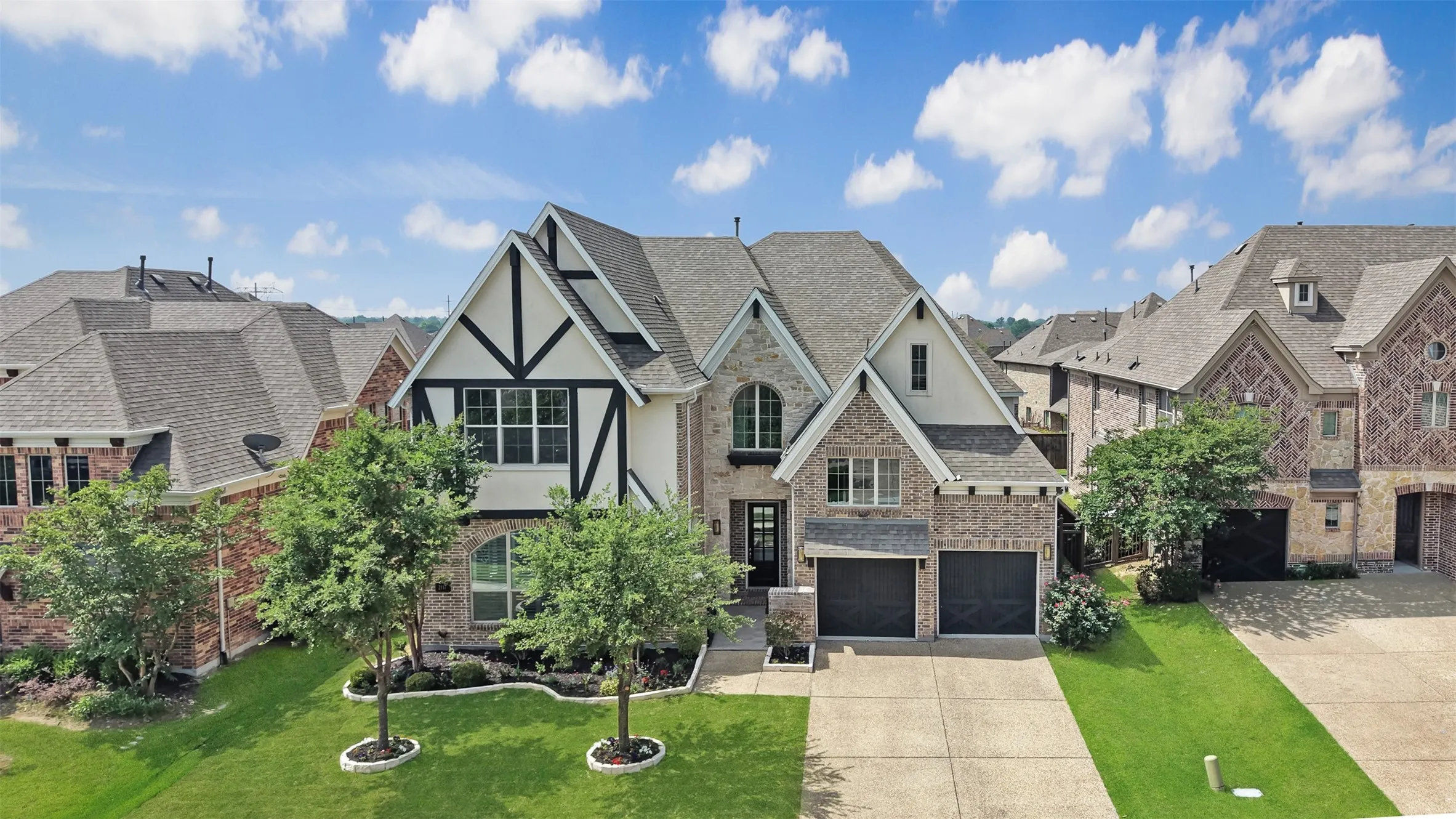 Single Family Residence For Sale in Denton County , 2117 Hidalgo Lane, Frisco, Texas 75034, 5 Bedroom, 4 Bathroom, 2 Garage spaces, 4,917 Sqft, built in 2016, mls#21253694, Real Estate Agent in Frisco, Homes For Sale in Denton county, Homes For Sale in Frisco, Realtor in Frisco Texas, Real Estate Brokerage Independent Realty Texas, Luminita Cordes Realtor