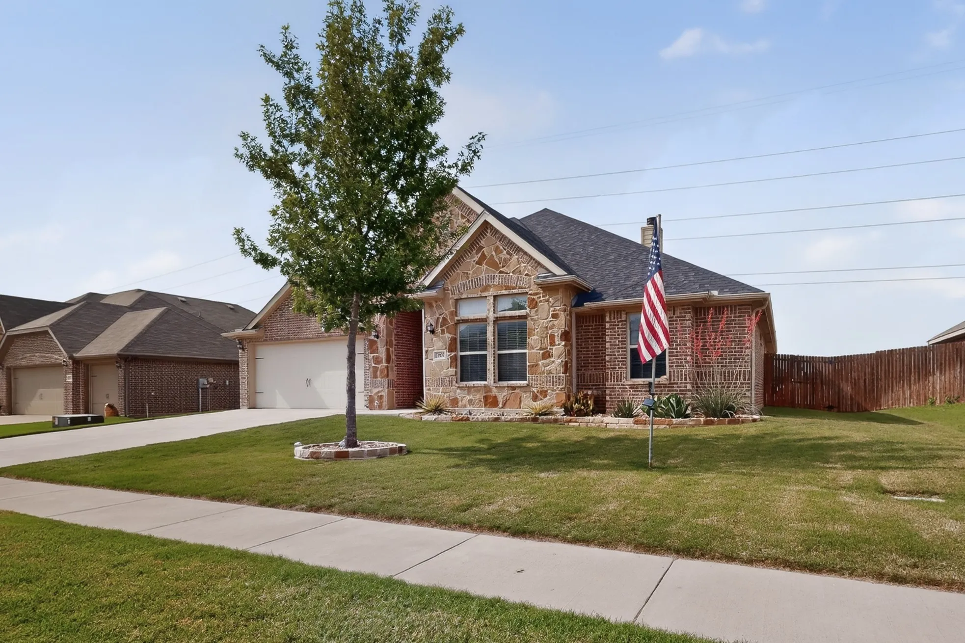 Single Family Residence For Sale in Johnson County , 1522 Grassy Meadows Drive, Burleson, Texas 76058, 3 Bedroom, 2 Bathroom, 2 Garage spaces, 2,347 Sqft, built in 2018, mls#21252445, Real Estate Agent in Burleson, Homes For Sale in Johnson county, Homes For Sale in Burleson, Realtor in Burleson Texas, Real Estate Brokerage Independent Realty Texas, Luminita Cordes Realtor