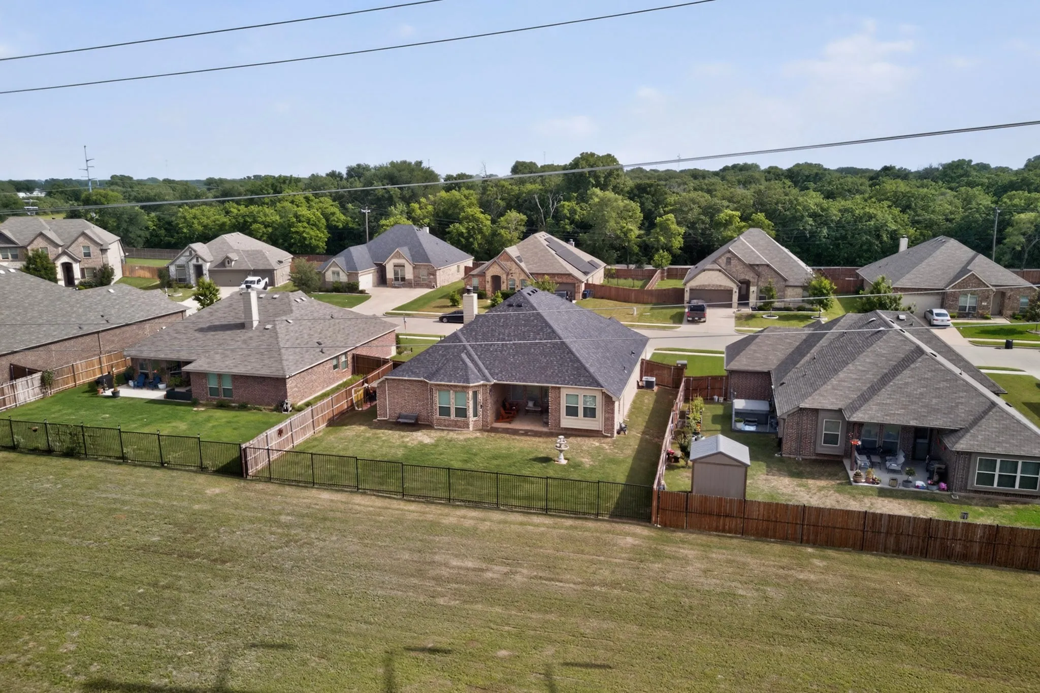 Single Family Residence For Sale in Johnson County , 1522 Grassy Meadows Drive, Burleson, Texas 76058, 3 Bedroom, 2 Bathroom, 2 Garage spaces, 2,347 Sqft, built in 2018, mls#21252445, Real Estate Agent in Burleson, Homes For Sale in Johnson county, Homes For Sale in Burleson, Realtor in Burleson Texas, Real Estate Brokerage Independent Realty Texas, Luminita Cordes Realtor