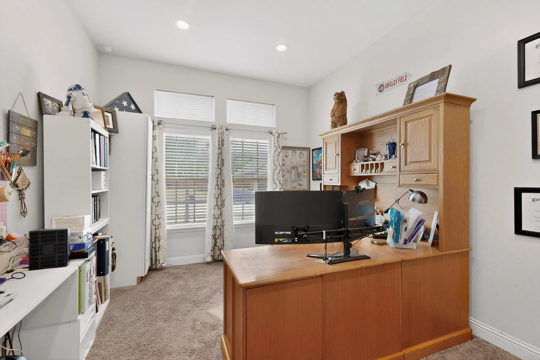 Single Family Residence For Sale in Johnson County , 1522 Grassy Meadows Drive, Burleson, Texas 76058, 3 Bedroom, 2 Bathroom, 2 Garage spaces, 2,347 Sqft, built in 2018, mls#21252445, Real Estate Agent in Burleson, Homes For Sale in Johnson county, Homes For Sale in Burleson, Realtor in Burleson Texas, Real Estate Brokerage Independent Realty Texas, Luminita Cordes Realtor