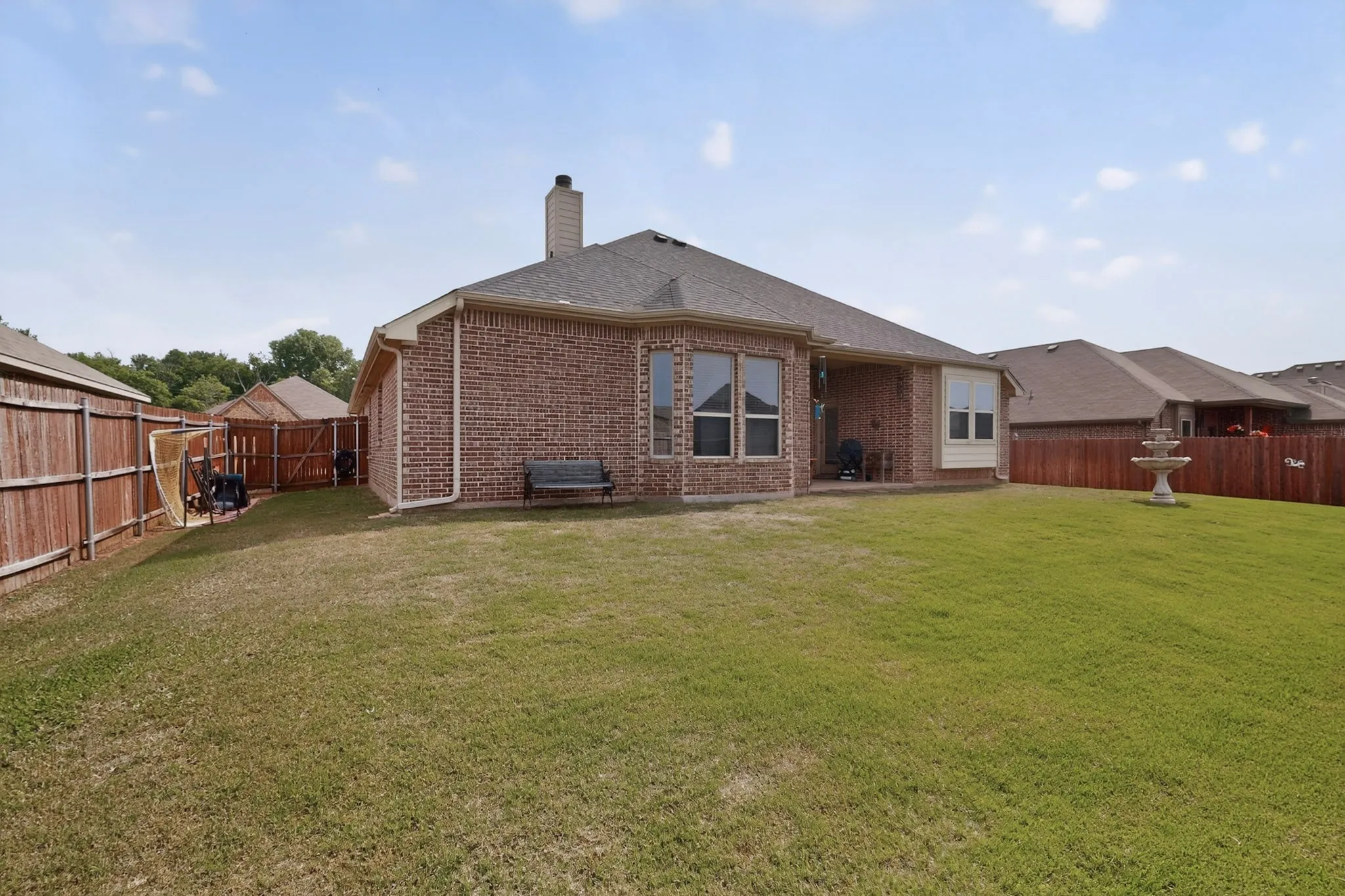 Single Family Residence For Sale in Johnson County , 1522 Grassy Meadows Drive, Burleson, Texas 76058, 3 Bedroom, 2 Bathroom, 2 Garage spaces, 2,347 Sqft, built in 2018, mls#21252445, Real Estate Agent in Burleson, Homes For Sale in Johnson county, Homes For Sale in Burleson, Realtor in Burleson Texas, Real Estate Brokerage Independent Realty Texas, Luminita Cordes Realtor