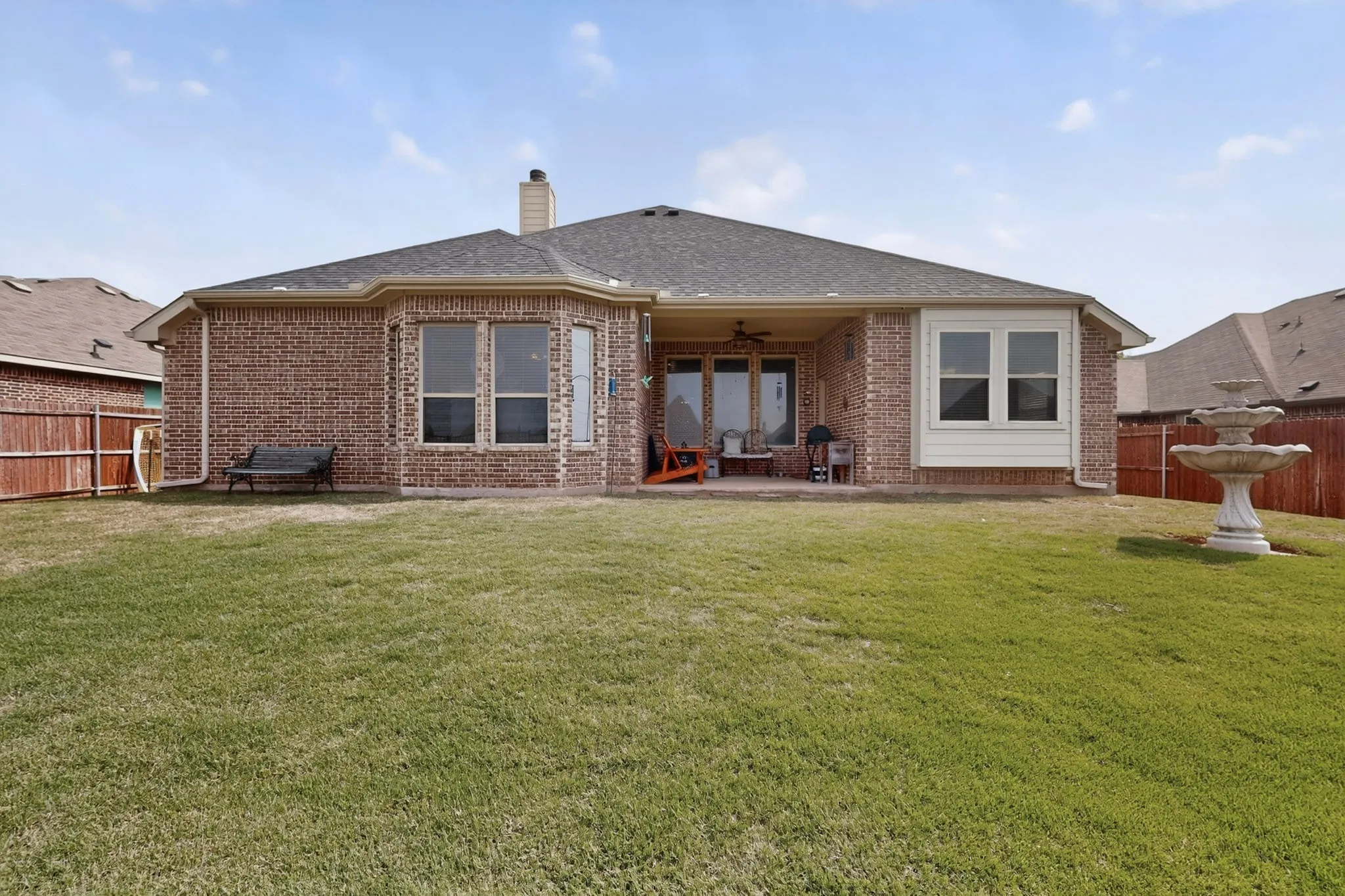 Single Family Residence For Sale in Johnson County , 1522 Grassy Meadows Drive, Burleson, Texas 76058, 3 Bedroom, 2 Bathroom, 2 Garage spaces, 2,347 Sqft, built in 2018, mls#21252445, Real Estate Agent in Burleson, Homes For Sale in Johnson county, Homes For Sale in Burleson, Realtor in Burleson Texas, Real Estate Brokerage Independent Realty Texas, Luminita Cordes Realtor