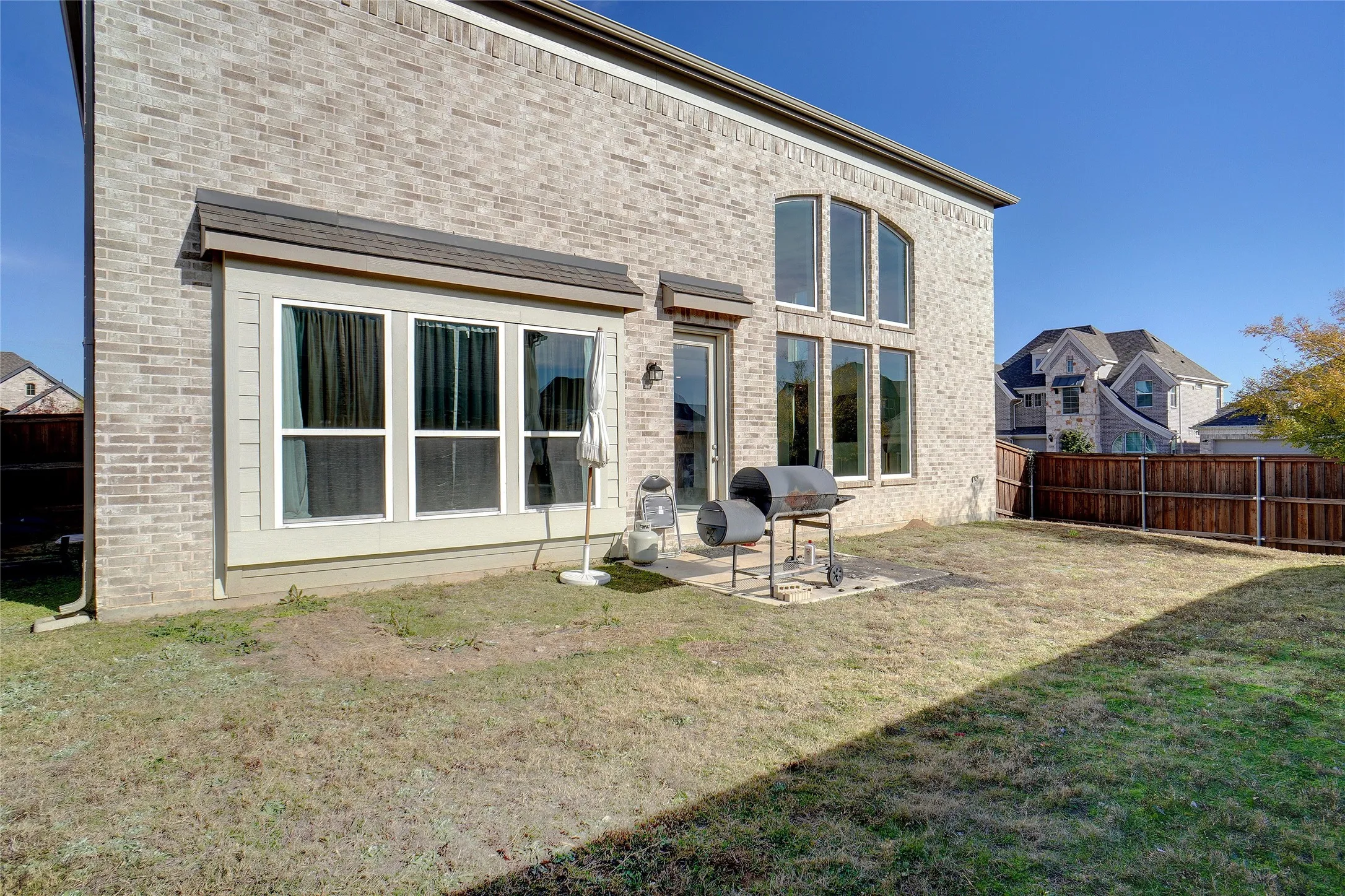 Single Family Residence For Sale in Denton County , 1237 Stagecoach Trail, Justin, Texas 76247, 5 Bedrooms, 4 Bathrooms, 2 Garage spaces, 4,400 Sqft, built in 2022, Preowned, Price $596,900, mls#21253571, Real Estate Agent in Justin, Homes For Sale in Denton county, Homes For Sale in Justin, Realtor in Justin Texas, Real Estate Brokerage Independent Realty Texas, Luminita Cordes Realtor