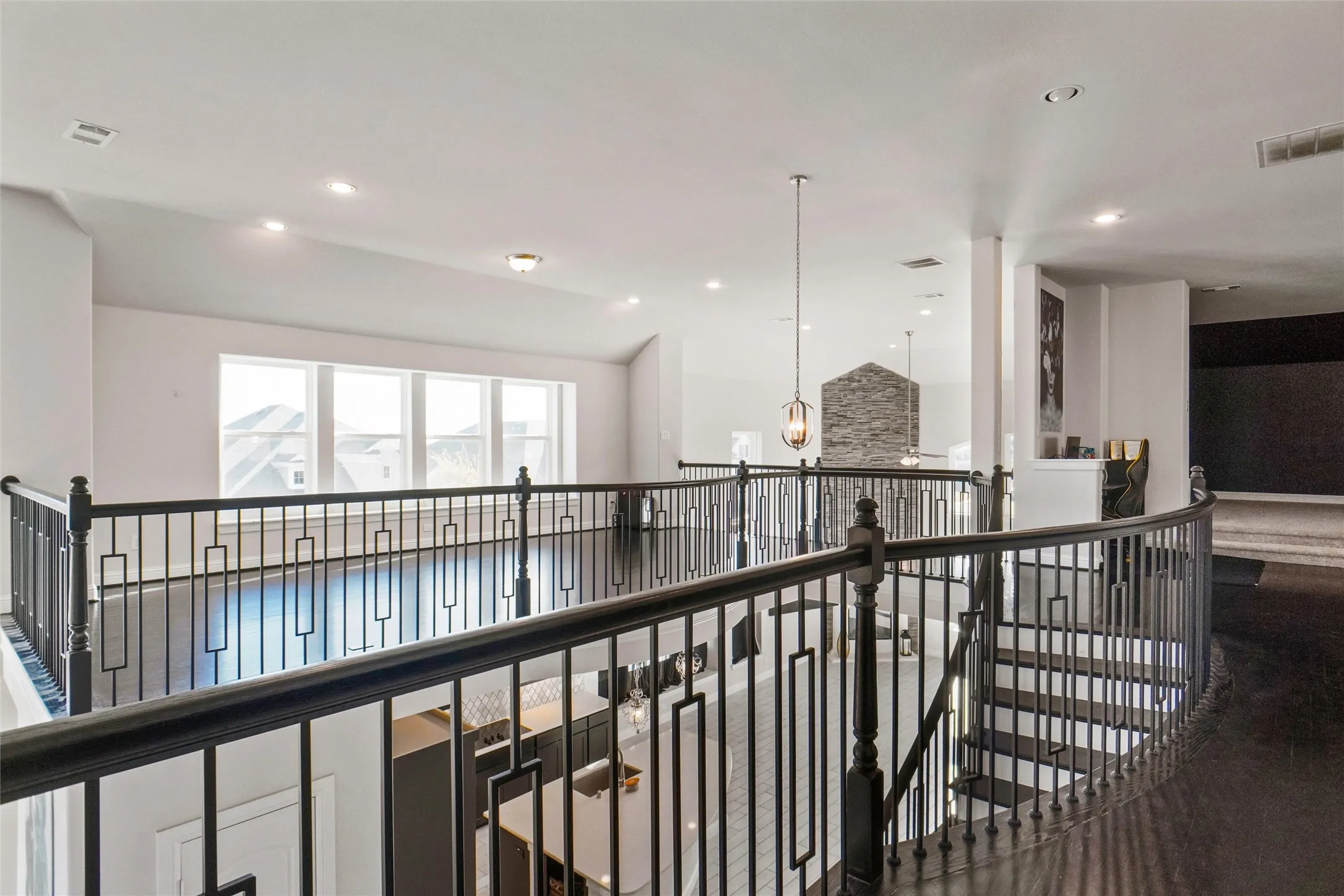 Single Family Residence For Sale in Denton County , 1237 Stagecoach Trail, Justin, Texas 76247, 5 Bedrooms, 4 Bathrooms, 2 Garage spaces, 4,400 Sqft, built in 2022, Preowned, Price $596,900, mls#21253571, Real Estate Agent in Justin, Homes For Sale in Denton county, Homes For Sale in Justin, Realtor in Justin Texas, Real Estate Brokerage Independent Realty Texas, Luminita Cordes Realtor
