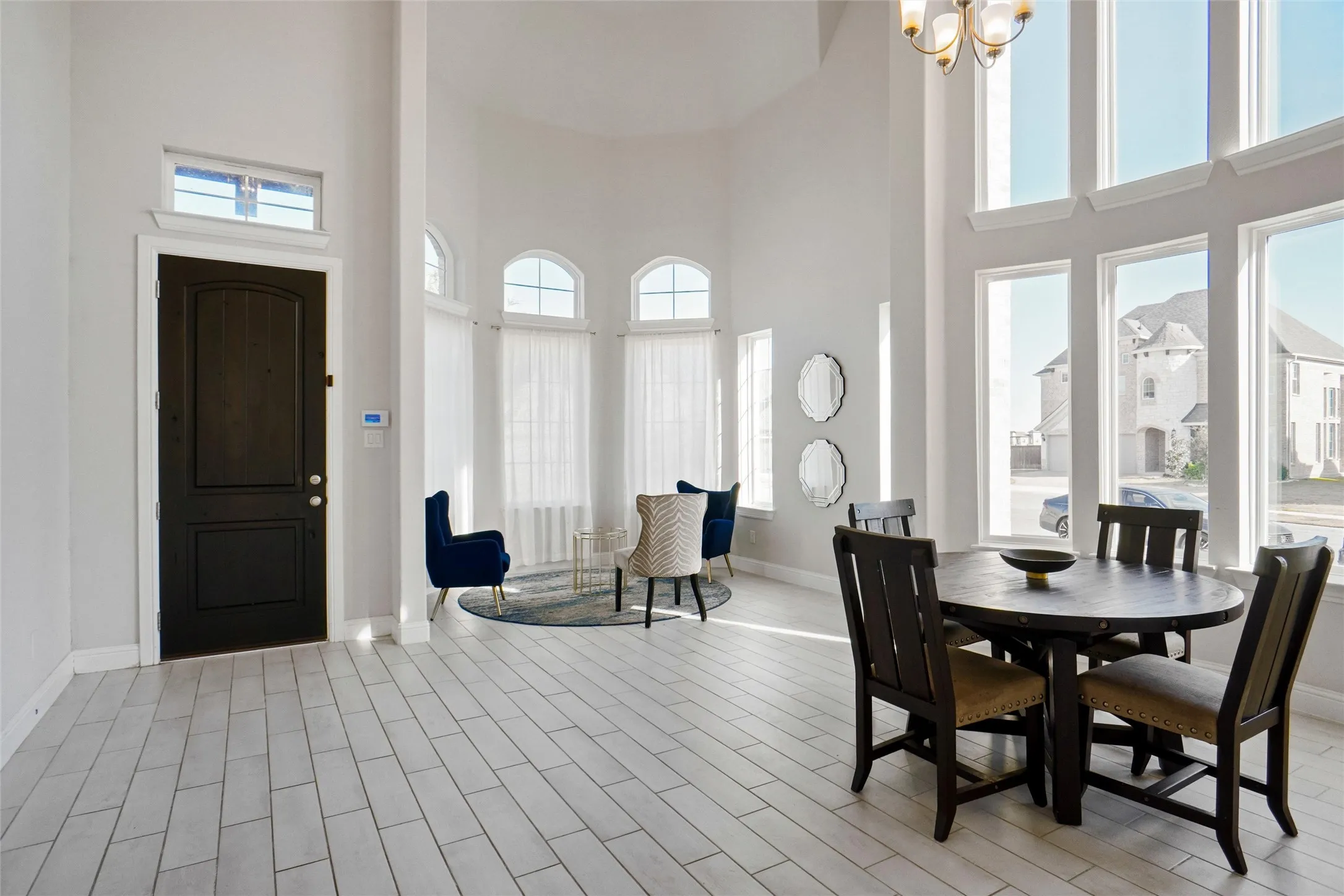 Single Family Residence For Sale in Denton County , 1237 Stagecoach Trail, Justin, Texas 76247, 5 Bedrooms, 4 Bathrooms, 2 Garage spaces, 4,400 Sqft, built in 2022, Preowned, Price $596,900, mls#21253571, Real Estate Agent in Justin, Homes For Sale in Denton county, Homes For Sale in Justin, Realtor in Justin Texas, Real Estate Brokerage Independent Realty Texas, Luminita Cordes Realtor