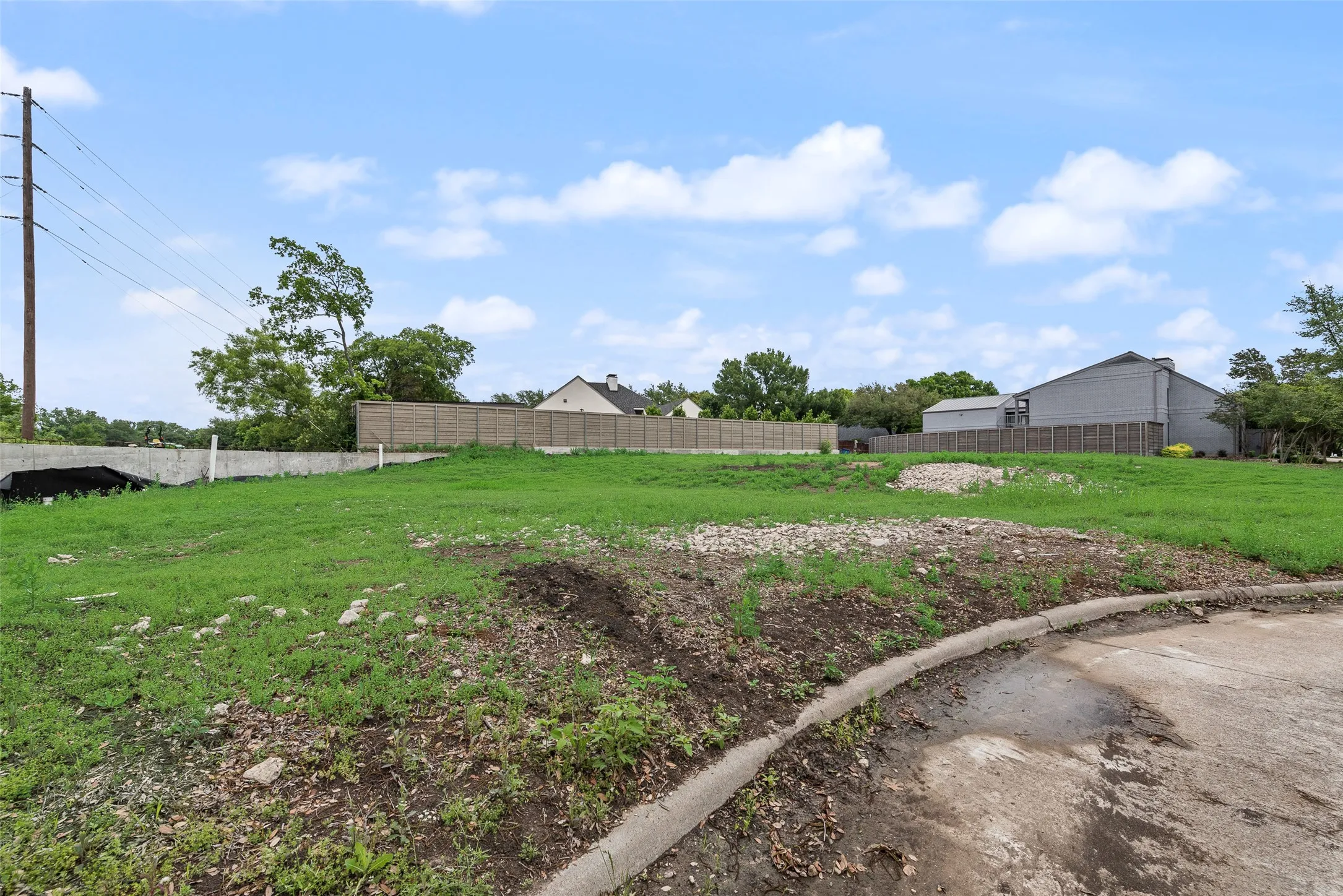 Improved Land For Sale in Dallas County , 5809 Bent Oak Court, Dallas, Texas 75248, 0, 0, Garage spaces, 0 Sqft, built in 0, Price $1,450,000, mls#21253789, Real Estate Agent in Dallas, Homes For Sale in Dallas county, Homes For Sale in Dallas, Realtor in Dallas Texas, Real Estate Brokerage Independent Realty Texas, Luminita Cordes Realtor