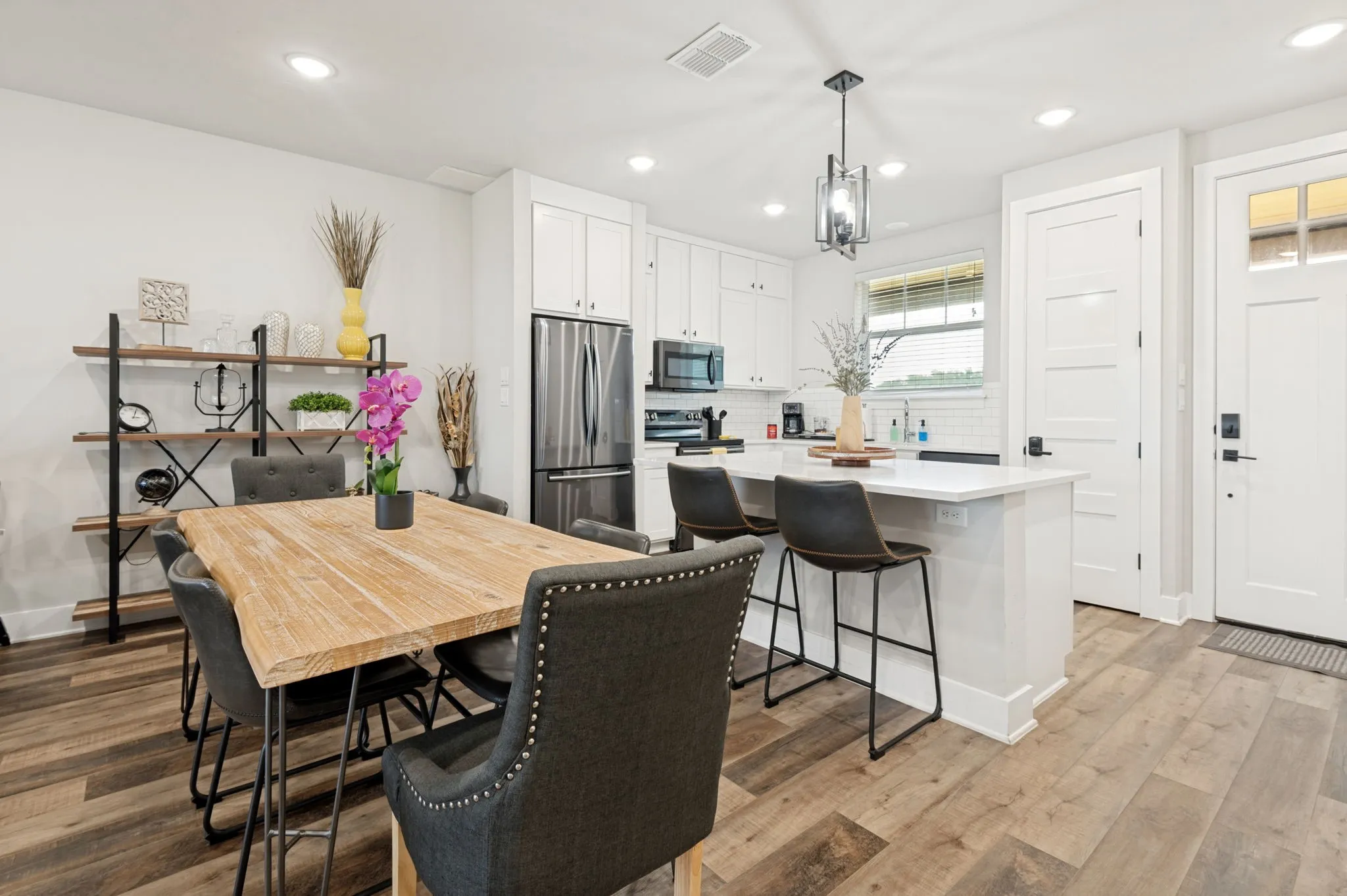 Ample dining space for groups