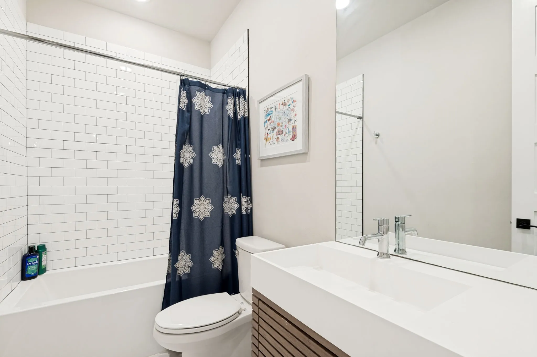 Secondary bathroom
