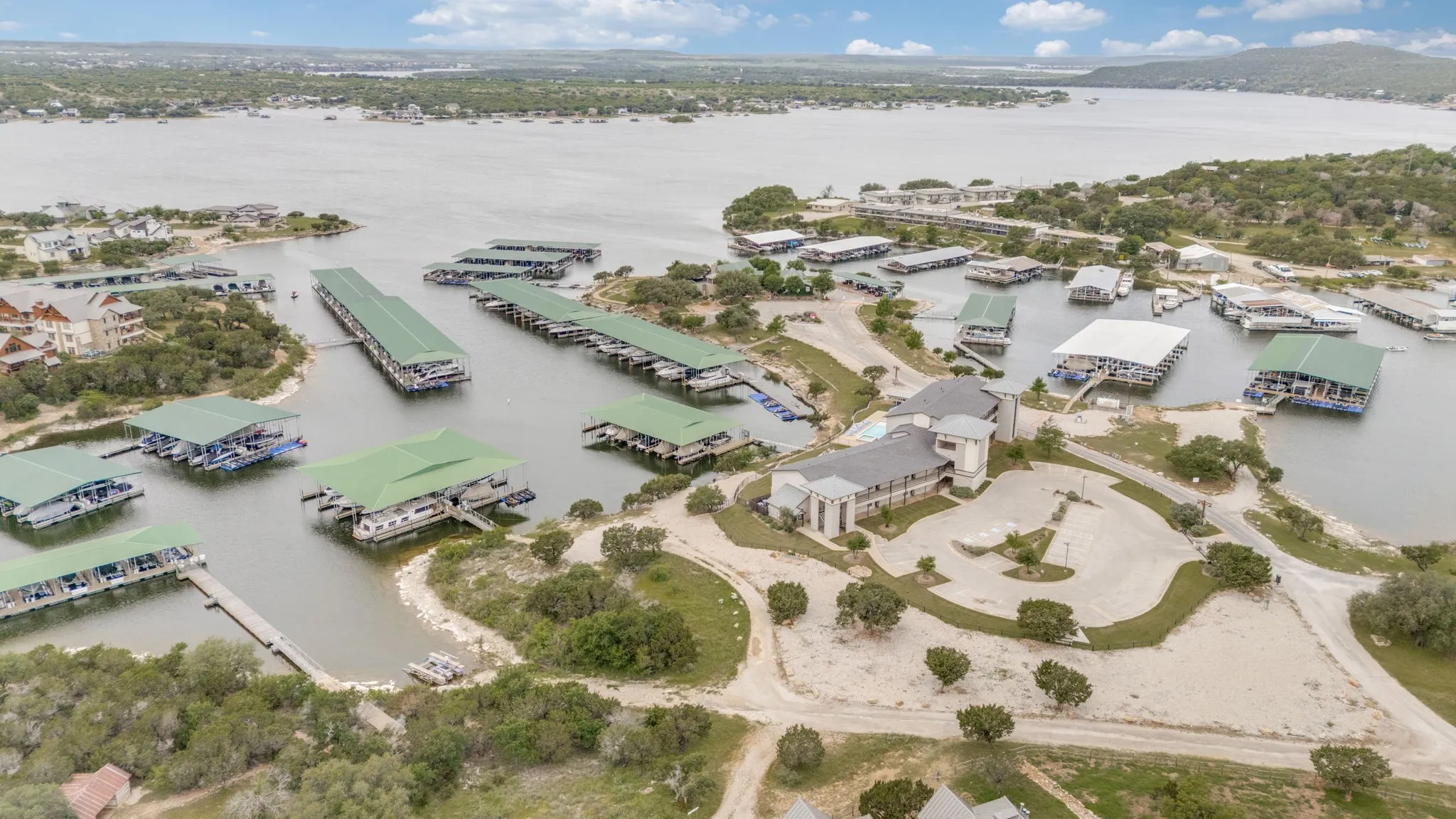 Condominium For Sale in Palo Pinto County , 3412 Scenic Point Road 102, Graford, Texas 76449, 2 Bedroom, 2 Bathroom, Garage spaces, 1,193 Sqft, built in 2019, mls#21253277, Real Estate Agent in Graford, Homes For Sale in Palo Pinto county, Homes For Sale in Graford, Realtor in Graford Texas, Real Estate Brokerage Independent Realty Texas, Luminita Cordes Realtor