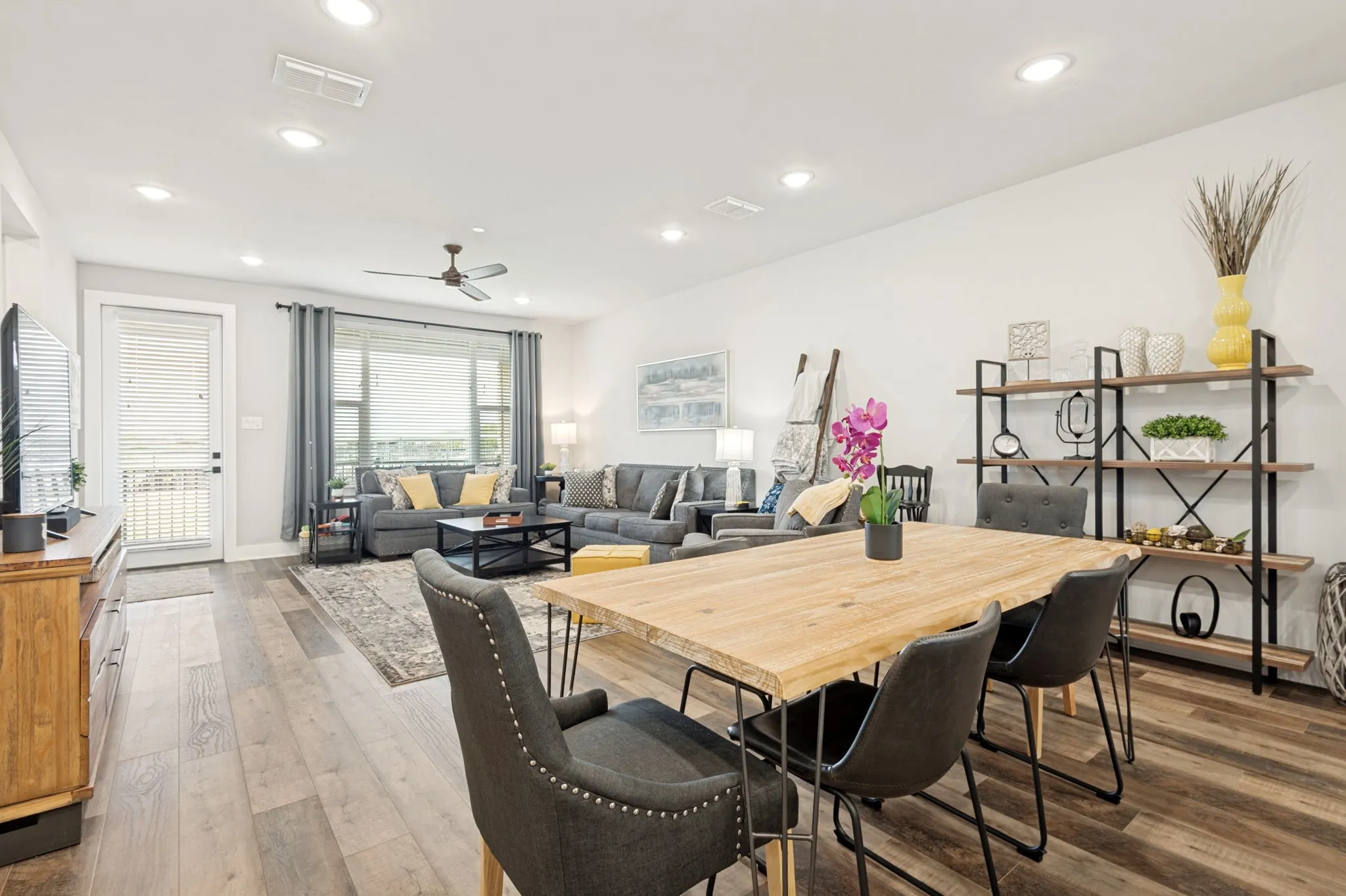 Condominium For Sale in Palo Pinto County , 3412 Scenic Point Road 102, Graford, Texas 76449, 2 Bedroom, 2 Bathroom, Garage spaces, 1,193 Sqft, built in 2019, mls#21253277, Real Estate Agent in Graford, Homes For Sale in Palo Pinto county, Homes For Sale in Graford, Realtor in Graford Texas, Real Estate Brokerage Independent Realty Texas, Luminita Cordes Realtor
