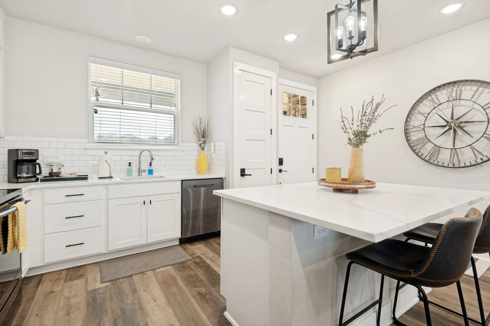 Condominium For Sale in Palo Pinto County , 3412 Scenic Point Road 102, Graford, Texas 76449, 2 Bedroom, 2 Bathroom, Garage spaces, 1,193 Sqft, built in 2019, mls#21253277, Real Estate Agent in Graford, Homes For Sale in Palo Pinto county, Homes For Sale in Graford, Realtor in Graford Texas, Real Estate Brokerage Independent Realty Texas, Luminita Cordes Realtor