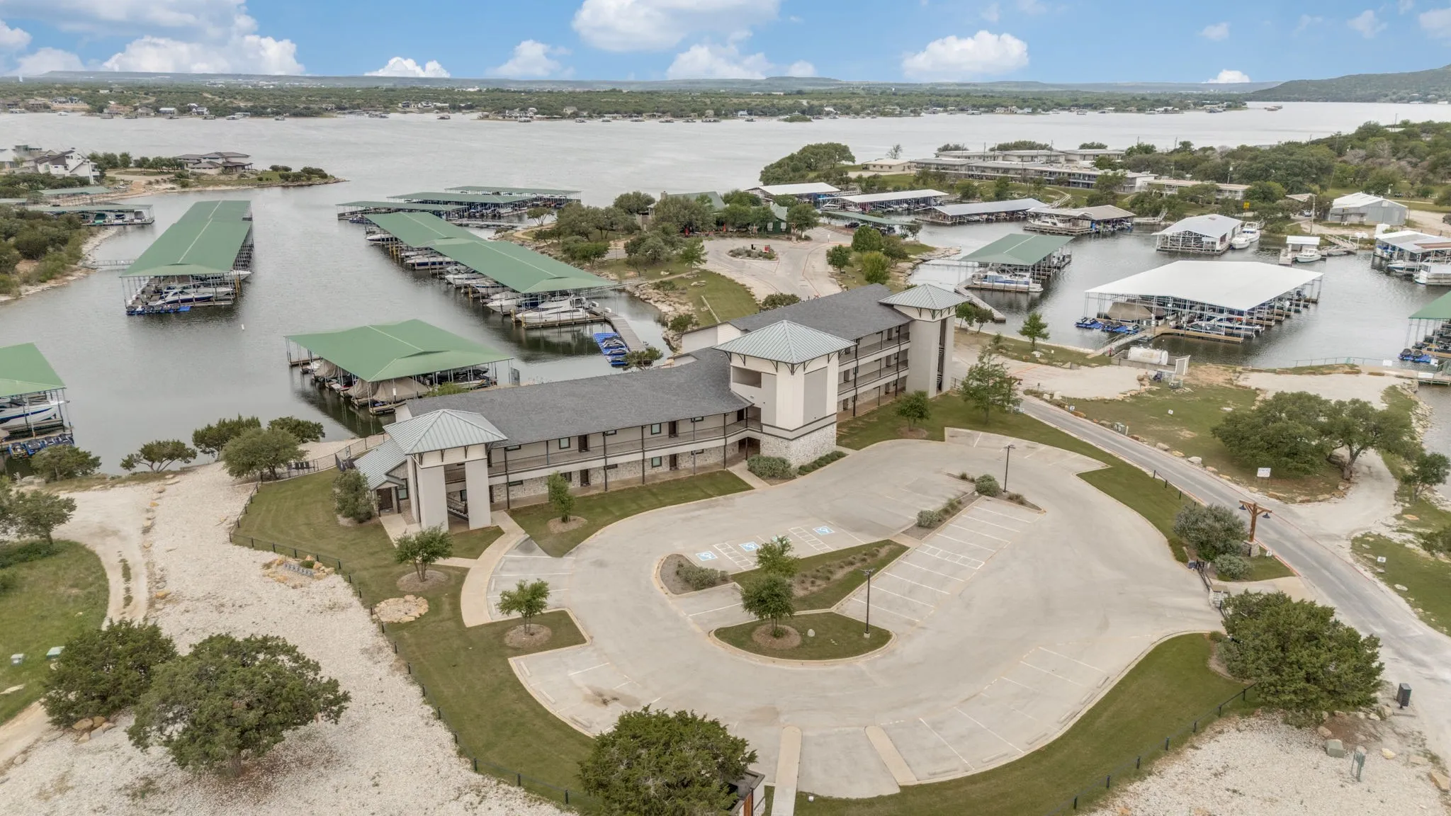 Condominium For Sale in Palo Pinto County , 3412 Scenic Point Road 102, Graford, Texas 76449, 2 Bedroom, 2 Bathroom, Garage spaces, 1,193 Sqft, built in 2019, mls#21253277, Real Estate Agent in Graford, Homes For Sale in Palo Pinto county, Homes For Sale in Graford, Realtor in Graford Texas, Real Estate Brokerage Independent Realty Texas, Luminita Cordes Realtor