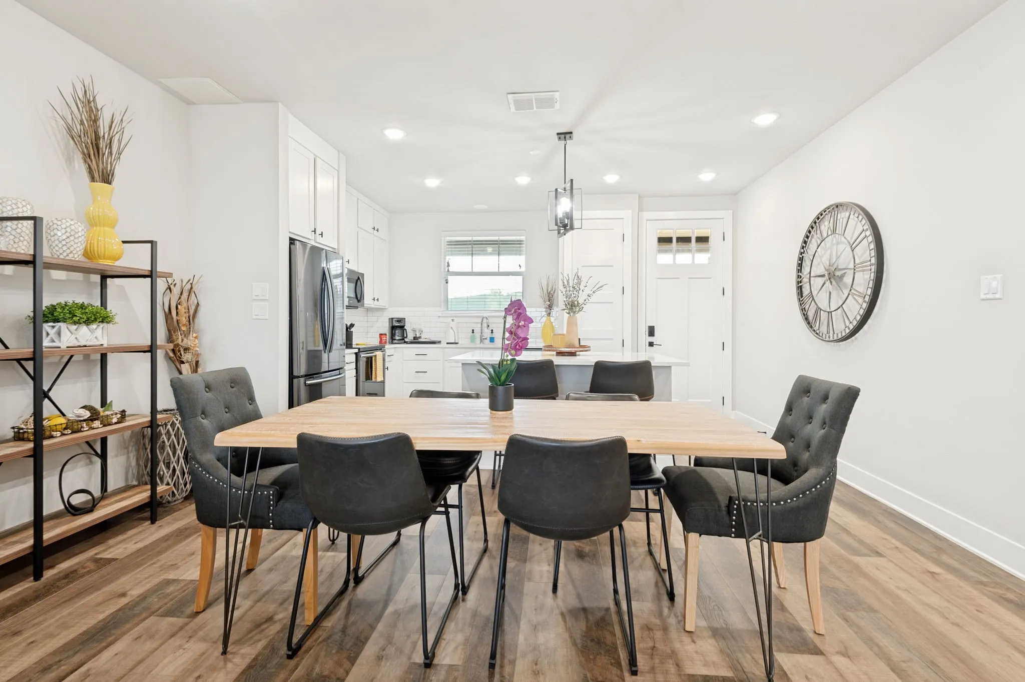 Condominium For Sale in Palo Pinto County , 3412 Scenic Point Road 102, Graford, Texas 76449, 2 Bedroom, 2 Bathroom, Garage spaces, 1,193 Sqft, built in 2019, mls#21253277, Real Estate Agent in Graford, Homes For Sale in Palo Pinto county, Homes For Sale in Graford, Realtor in Graford Texas, Real Estate Brokerage Independent Realty Texas, Luminita Cordes Realtor