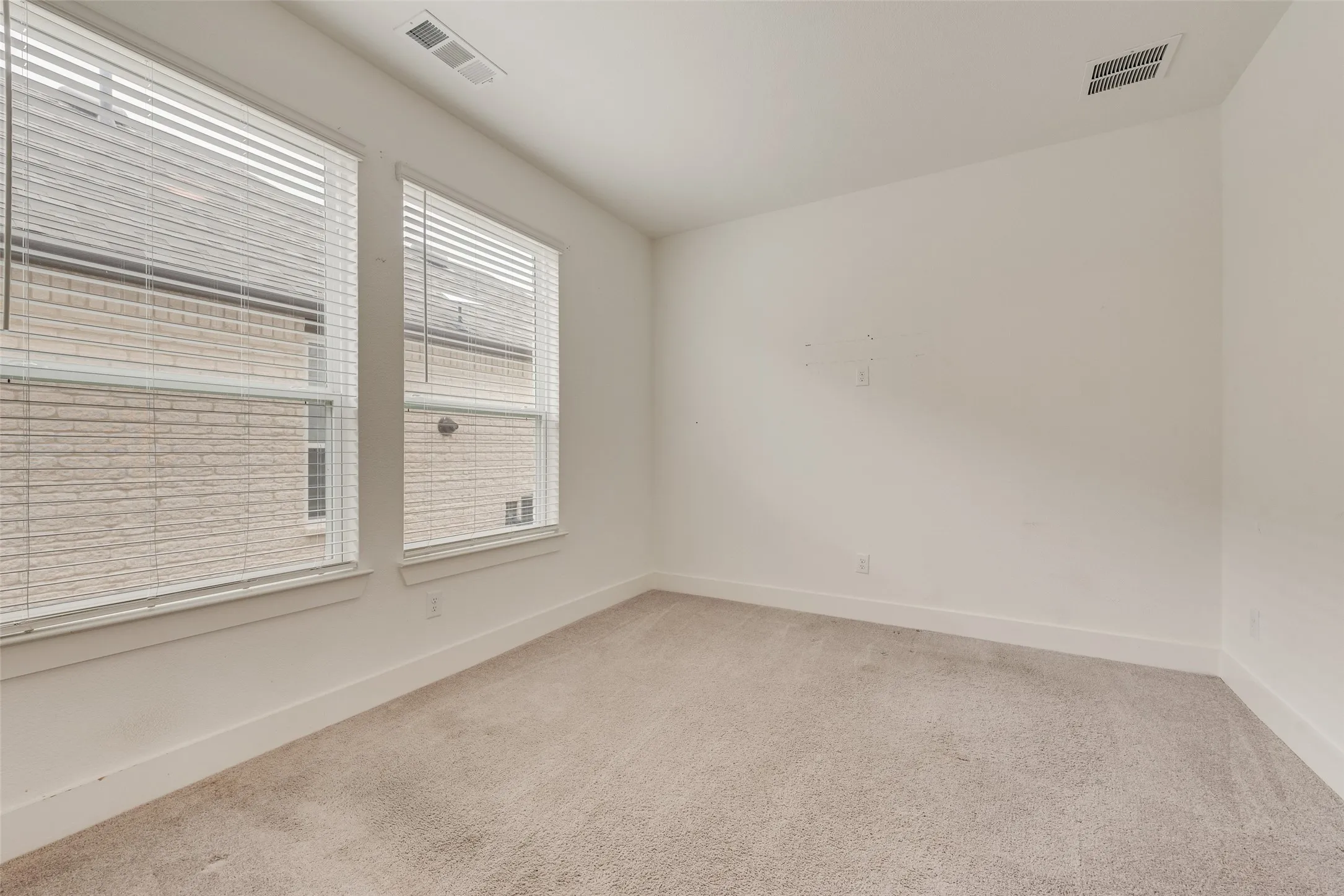 Single Family Residence For Sale in Rockwall County , 7158 Helena Hill, Royse City, Texas 75189, 4 Bedroom, 3 Bathroom, 2 Garage spaces, 2,301 Sqft, built in 2023, Preowned, mls#21253302, Real Estate Agent in Royse City, Homes For Sale in Rockwall county, Homes For Sale in Royse City, Realtor in Royse City Texas, Real Estate Brokerage Independent Realty Texas, Luminita Cordes Realtor