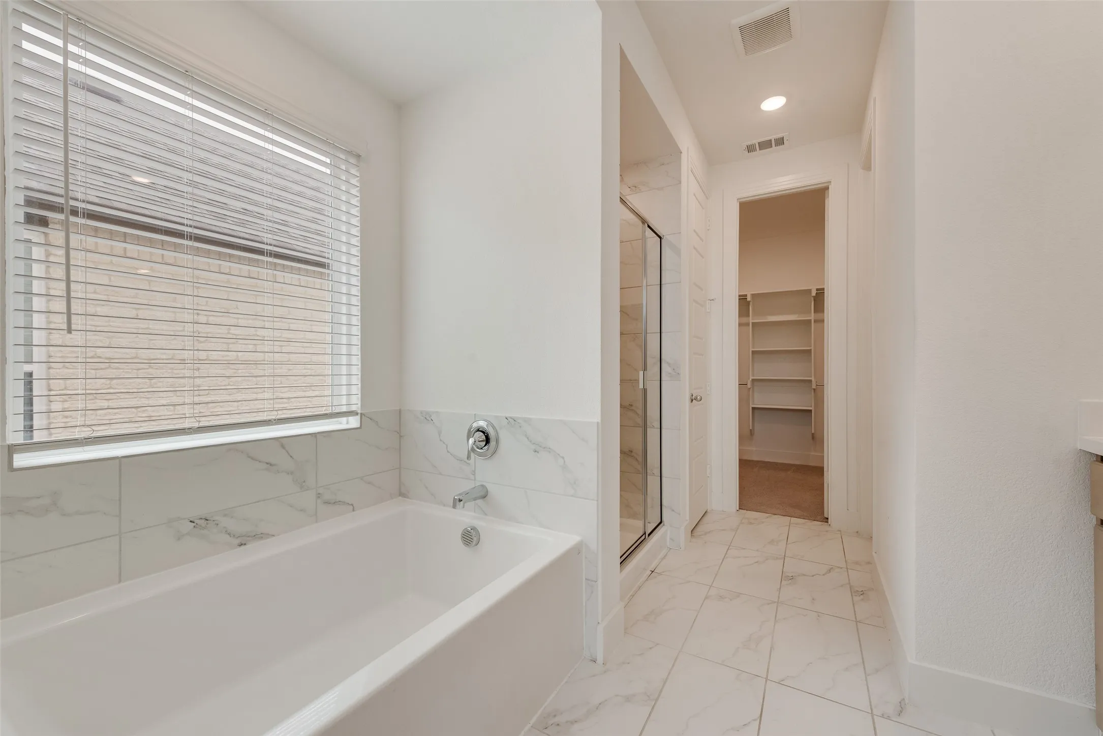 Single Family Residence For Sale in Rockwall County , 7158 Helena Hill, Royse City, Texas 75189, 4 Bedroom, 3 Bathroom, 2 Garage spaces, 2,301 Sqft, built in 2023, Preowned, mls#21253302, Real Estate Agent in Royse City, Homes For Sale in Rockwall county, Homes For Sale in Royse City, Realtor in Royse City Texas, Real Estate Brokerage Independent Realty Texas, Luminita Cordes Realtor