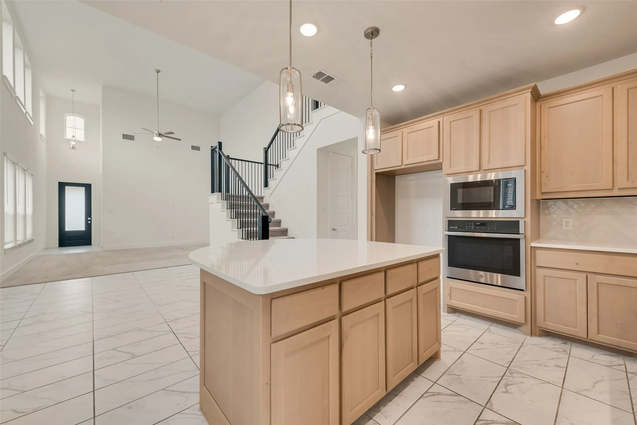 Single Family Residence For Sale in Rockwall County , 7158 Helena Hill, Royse City, Texas 75189, 4 Bedroom, 3 Bathroom, 2 Garage spaces, 2,301 Sqft, built in 2023, Preowned, mls#21253302, Real Estate Agent in Royse City, Homes For Sale in Rockwall county, Homes For Sale in Royse City, Realtor in Royse City Texas, Real Estate Brokerage Independent Realty Texas, Luminita Cordes Realtor