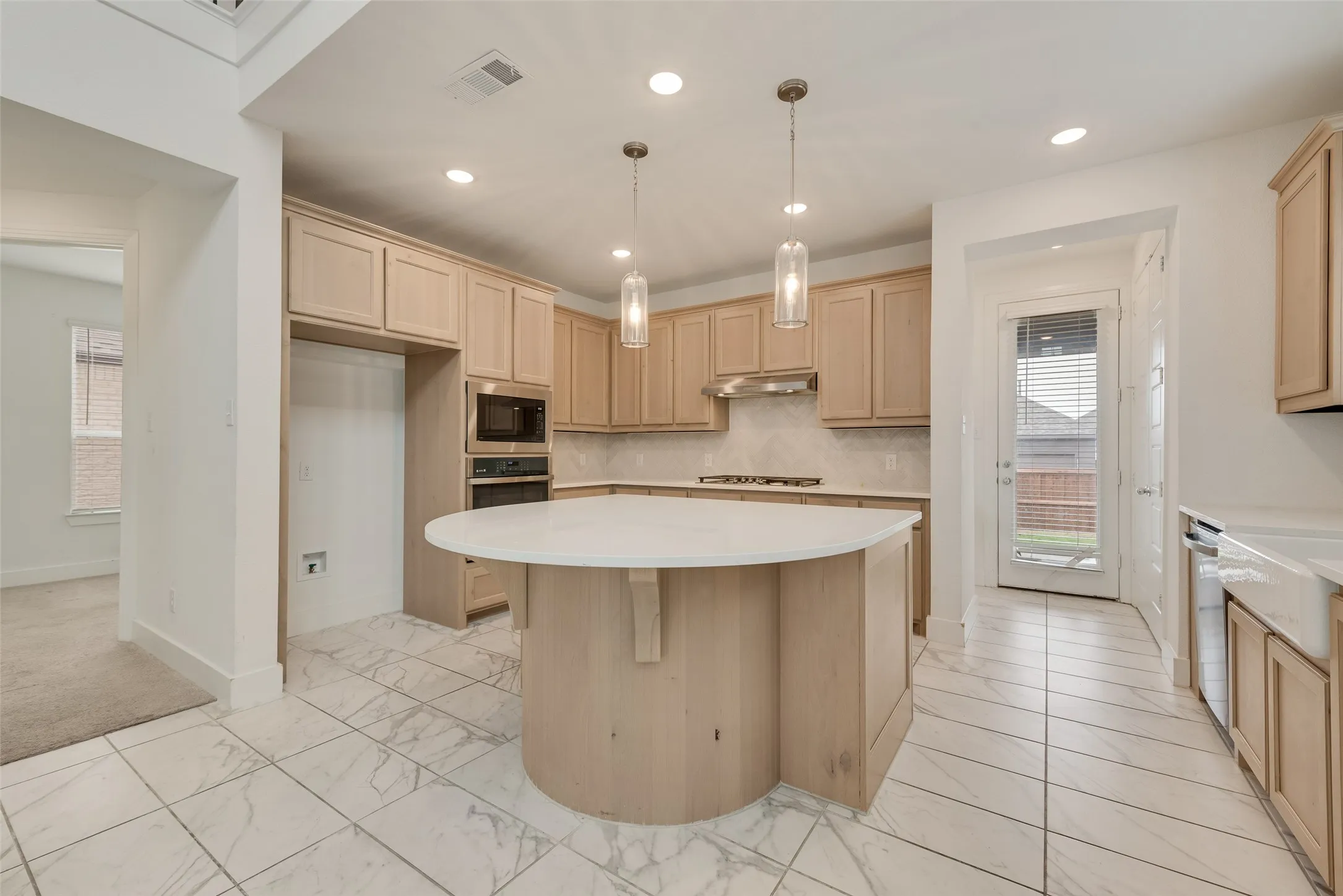 Single Family Residence For Sale in Rockwall County , 7158 Helena Hill, Royse City, Texas 75189, 4 Bedroom, 3 Bathroom, 2 Garage spaces, 2,301 Sqft, built in 2023, Preowned, mls#21253302, Real Estate Agent in Royse City, Homes For Sale in Rockwall county, Homes For Sale in Royse City, Realtor in Royse City Texas, Real Estate Brokerage Independent Realty Texas, Luminita Cordes Realtor