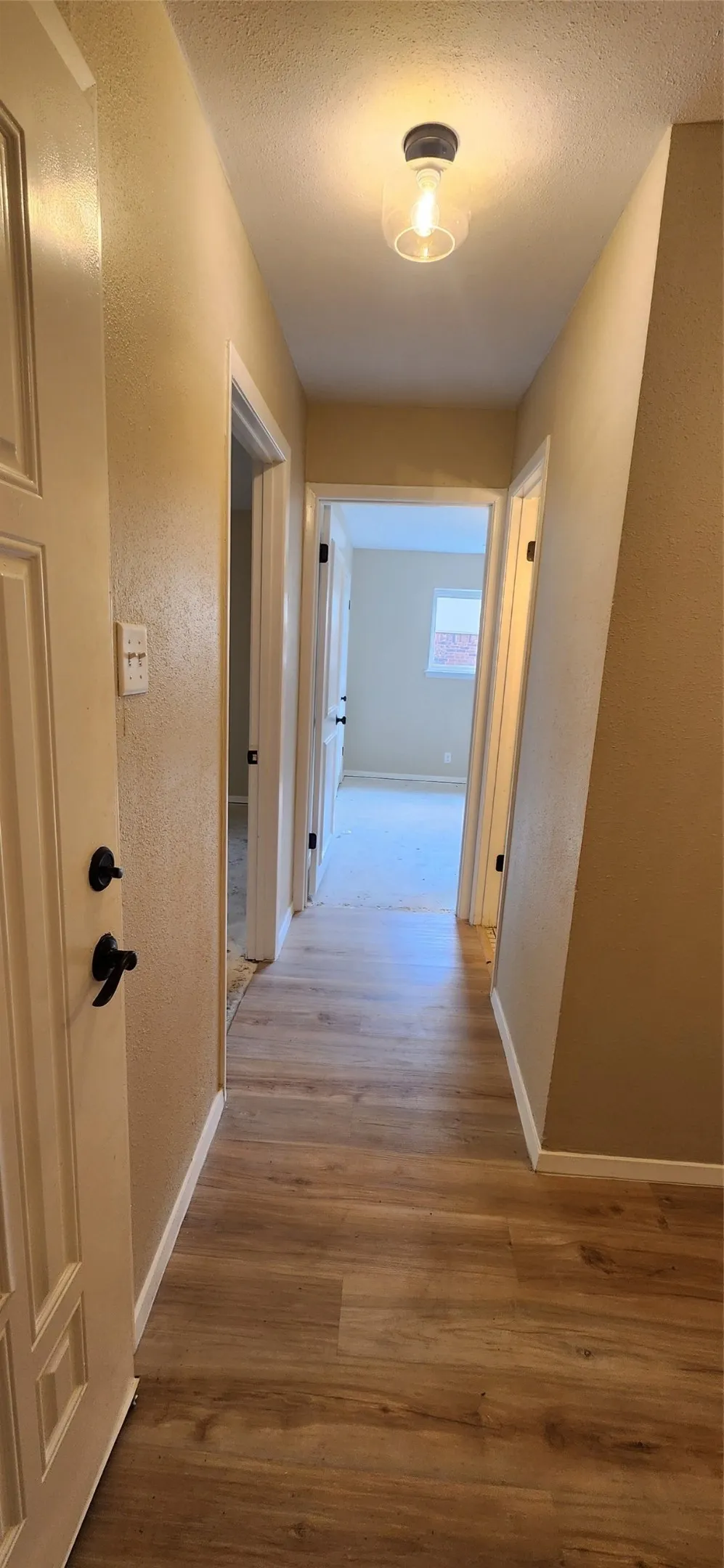 Single Family Residence For Sale in Hunt County , 2821 Windy Drive, Commerce, Texas 75428, 3 Bedroom, 2 Bathroom, 2 Garage spaces, 1,763 Sqft, built in 1974, mls#21253862, Real Estate Agent in Commerce, Homes For Sale in Hunt county, Homes For Sale in Commerce, Realtor in Commerce Texas, Real Estate Brokerage Independent Realty Texas, Luminita Cordes Realtor