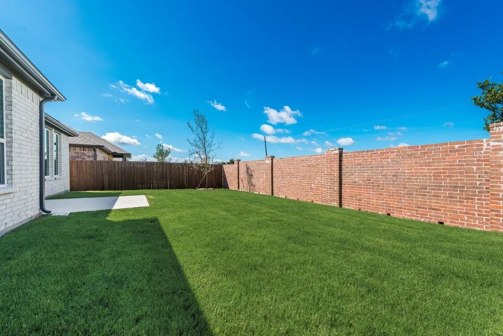 Single Family Residence For Sale in Kaufman County , 1218 Redcoat Drive, Forney, Texas 75126, 3 Bedroom, 2 Bathroom, 2 Garage spaces, 2,032 Sqft, built in 2026, New Construction - Complete, mls#21253884, Real Estate Agent in Forney, Homes For Sale in Kaufman county, Homes For Sale in Forney, Realtor in Forney Texas, Real Estate Brokerage Independent Realty Texas, Luminita Cordes Realtor