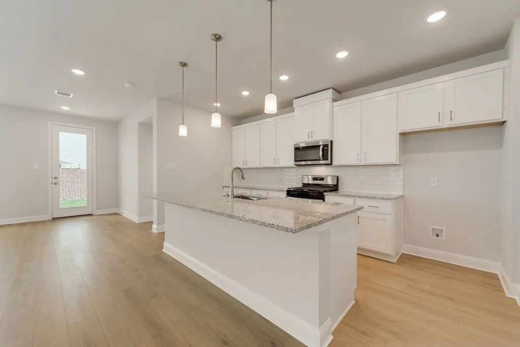 Single Family Residence For Sale in Kaufman County , 1218 Redcoat Drive, Forney, Texas 75126, 3 Bedroom, 2 Bathroom, 2 Garage spaces, 2,032 Sqft, built in 2026, New Construction - Complete, mls#21253884, Real Estate Agent in Forney, Homes For Sale in Kaufman county, Homes For Sale in Forney, Realtor in Forney Texas, Real Estate Brokerage Independent Realty Texas, Luminita Cordes Realtor