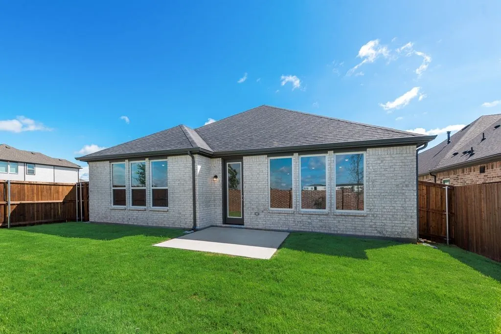 Single Family Residence For Sale in Kaufman County , 1218 Redcoat Drive, Forney, Texas 75126, 3 Bedroom, 2 Bathroom, 2 Garage spaces, 2,032 Sqft, built in 2026, New Construction - Complete, mls#21253884, Real Estate Agent in Forney, Homes For Sale in Kaufman county, Homes For Sale in Forney, Realtor in Forney Texas, Real Estate Brokerage Independent Realty Texas, Luminita Cordes Realtor