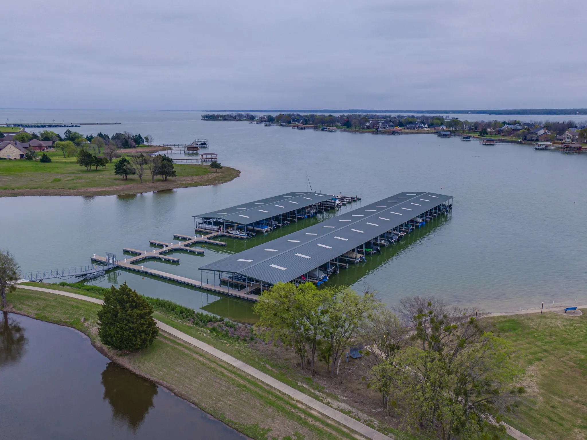 Unimproved Land For Sale in Navarro County , Lot 109 Waters Edge Drive, Corsicana, Texas 75109, 0, 0, Garage spaces, 0 Sqft, built in 0, mls#21245556, Real Estate Agent in Corsicana, Homes For Sale in Navarro county, Homes For Sale in Corsicana, Realtor in Corsicana Texas, Real Estate Brokerage Independent Realty Texas, Luminita Cordes Realtor