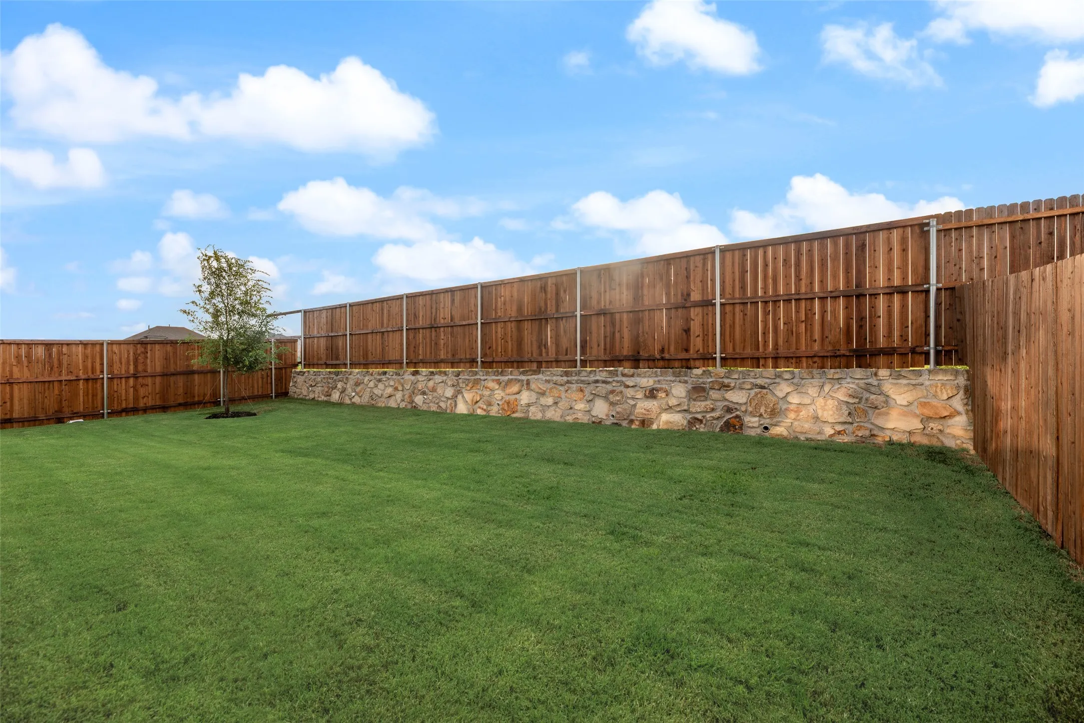 Single Family Residence For Sale in Kaufman County , 2511 Sturgis Street, Forney, Texas 75126, 4 Bedroom, 3 Bathroom, 2 Garage spaces, 2,941 Sqft, built in 2026, New Construction - Complete, Price $389,990, mls#21253956, Real Estate Agent in Forney, Homes For Sale in Kaufman county, Homes For Sale in Forney, Realtor in Forney Texas, Real Estate Brokerage Independent Realty Texas, Luminita Cordes Realtor