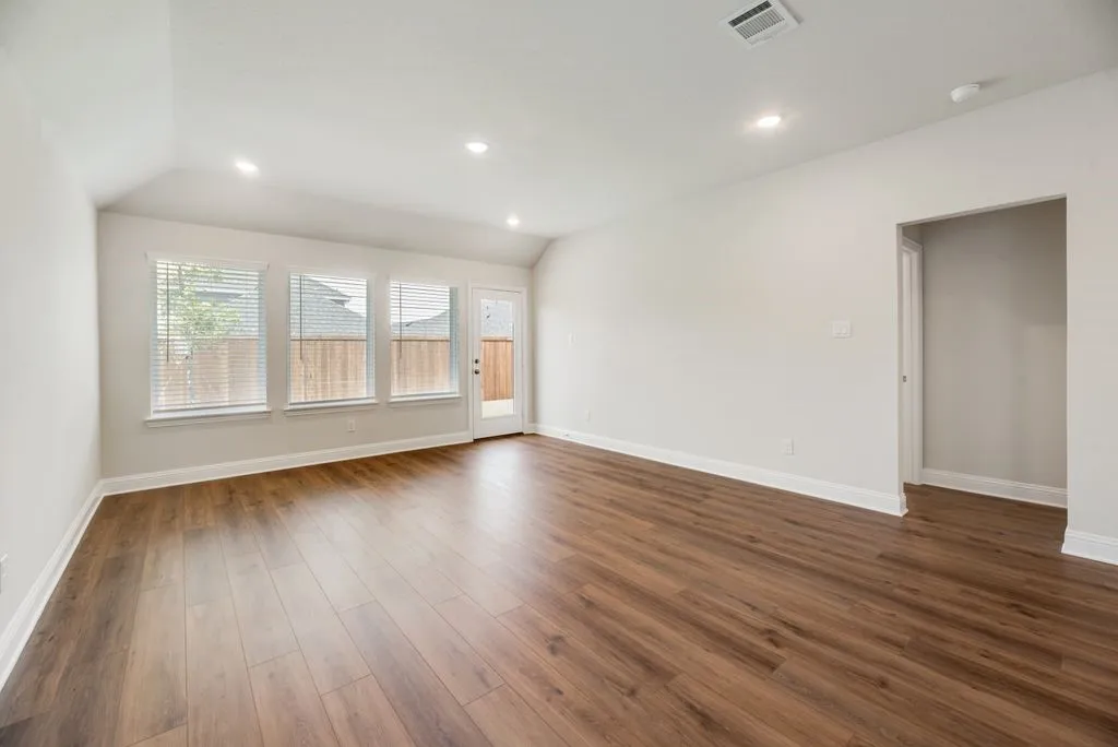 Single Family Residence For Sale in Kaufman County , 1707 Sandy Pond Street, Forney, Texas 75126, 3 Bedroom, 2 Bathroom, 2 Garage spaces, 1,800 Sqft, built in 2026, New Construction - Complete, mls#21253959, Real Estate Agent in Forney, Homes For Sale in Kaufman county, Homes For Sale in Forney, Realtor in Forney Texas, Real Estate Brokerage Independent Realty Texas, Luminita Cordes Realtor