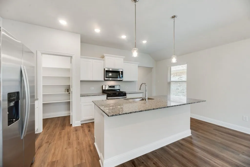 Single Family Residence For Sale in Kaufman County , 1707 Sandy Pond Street, Forney, Texas 75126, 3 Bedroom, 2 Bathroom, 2 Garage spaces, 1,800 Sqft, built in 2026, New Construction - Complete, mls#21253959, Real Estate Agent in Forney, Homes For Sale in Kaufman county, Homes For Sale in Forney, Realtor in Forney Texas, Real Estate Brokerage Independent Realty Texas, Luminita Cordes Realtor