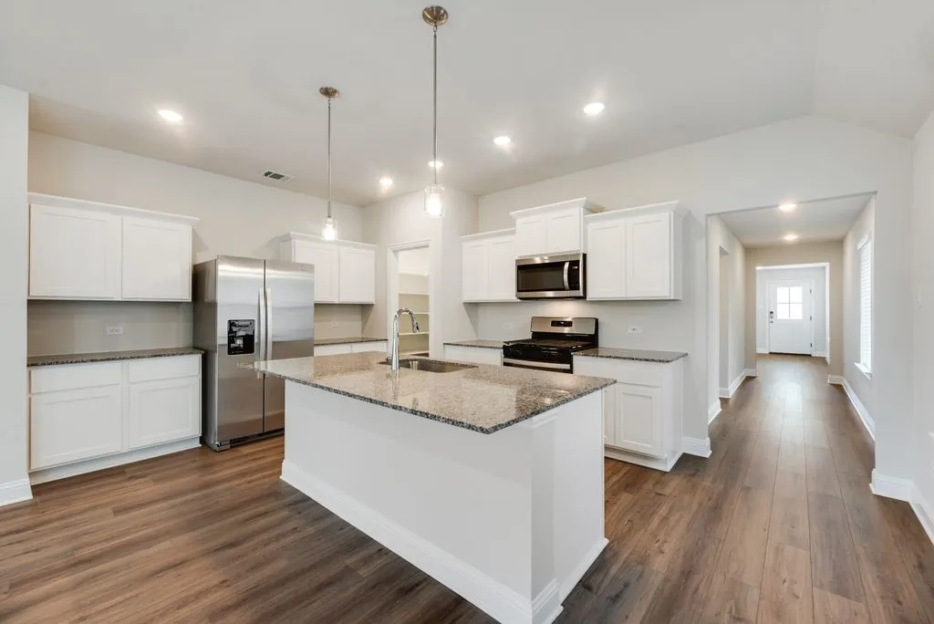 Single Family Residence For Sale in Kaufman County , 1707 Sandy Pond Street, Forney, Texas 75126, 3 Bedroom, 2 Bathroom, 2 Garage spaces, 1,800 Sqft, built in 2026, New Construction - Complete, mls#21253959, Real Estate Agent in Forney, Homes For Sale in Kaufman county, Homes For Sale in Forney, Realtor in Forney Texas, Real Estate Brokerage Independent Realty Texas, Luminita Cordes Realtor