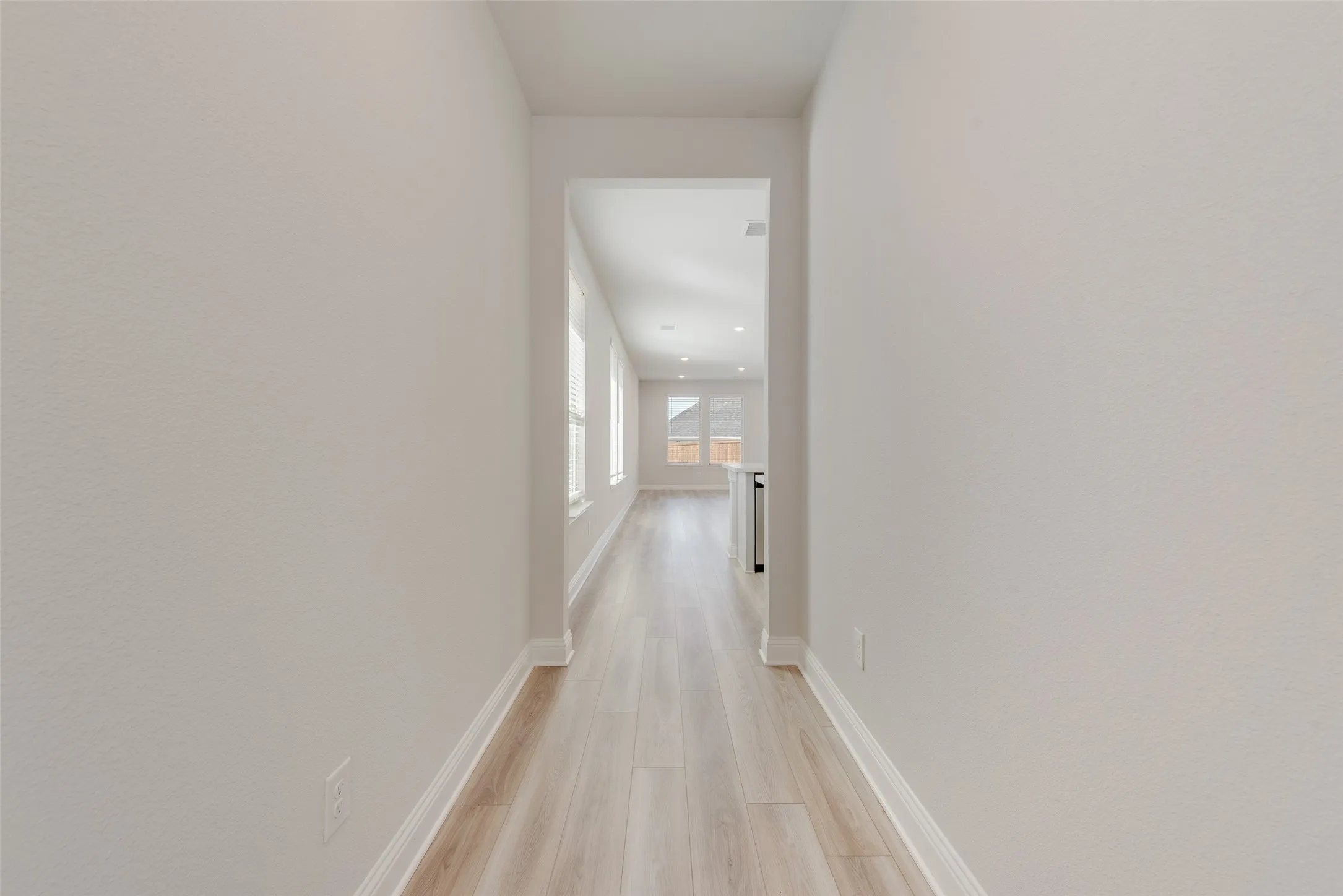 Single Family Residence For Sale in Kaufman County , 1508 Salem Drive, Forney, Texas 75126, 3 Bedroom, 2 Bathroom, 2 Garage spaces, 1,574 Sqft, built in 2026, New Construction - Complete, mls#21253960, Real Estate Agent in Forney, Homes For Sale in Kaufman county, Homes For Sale in Forney, Realtor in Forney Texas, Real Estate Brokerage Independent Realty Texas, Luminita Cordes Realtor