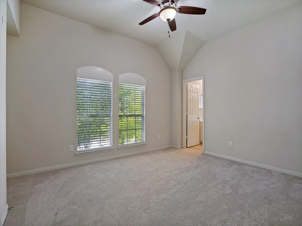 Ensuite Bedroom with Full Bathroom