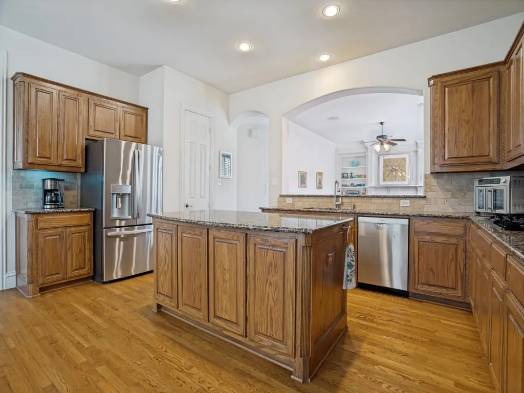 Single Family Residence For Sale in Collin County , 2116 Channel Islands Drive, Allen, Texas 75013, 4 Bedrooms, 4 Bathrooms, 3 Garage spaces, 3,732 Sqft, built in 2005, Preowned, Price $759,900, mls#21252324, Real Estate Agent in Allen, Homes For Sale in Collin county, Homes For Sale in Allen, Realtor in Allen Texas, Real Estate Brokerage Independent Realty Texas, Luminita Cordes Realtor