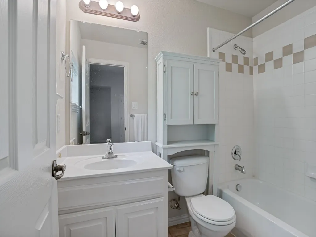 Single Family Residence For Sale in Collin County , 2116 Channel Islands Drive, Allen, Texas 75013, 4 Bedrooms, 4 Bathrooms, 3 Garage spaces, 3,732 Sqft, built in 2005, Preowned, Price $759,900, mls#21252324, Real Estate Agent in Allen, Homes For Sale in Collin county, Homes For Sale in Allen, Realtor in Allen Texas, Real Estate Brokerage Independent Realty Texas, Luminita Cordes Realtor