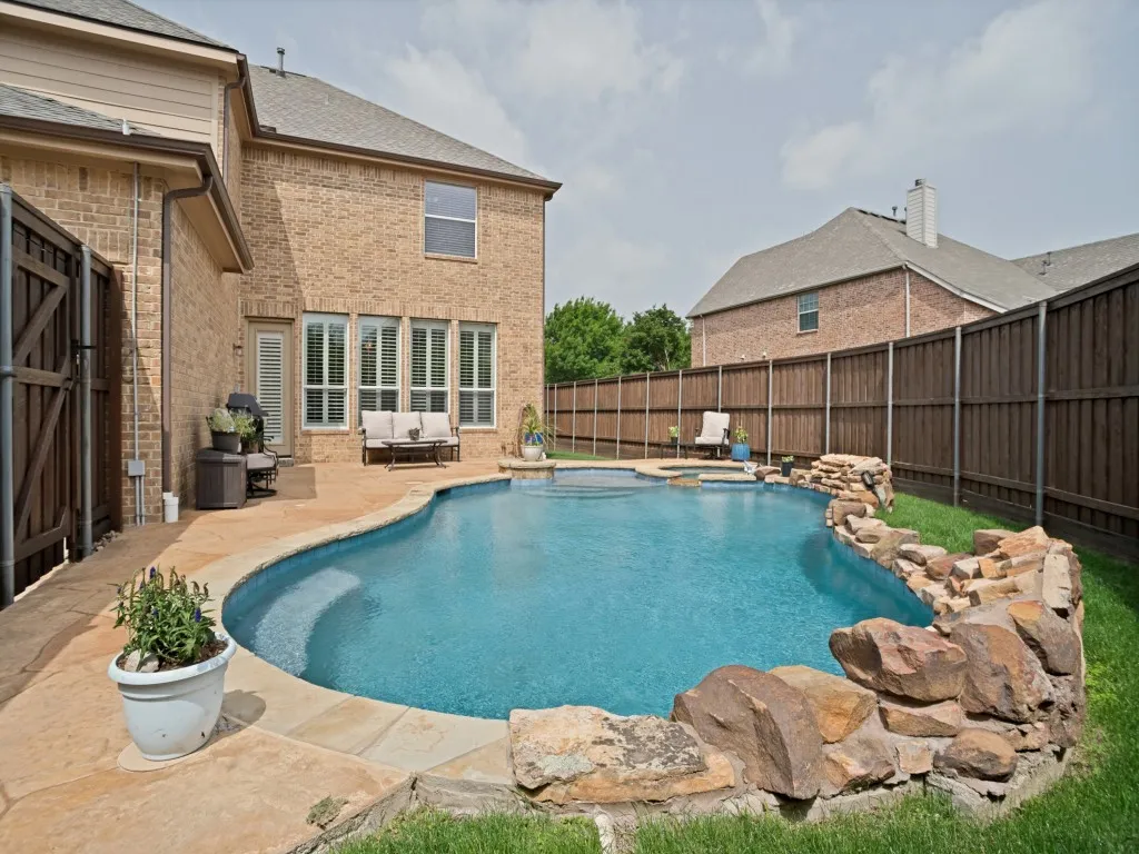 Single Family Residence For Sale in Collin County , 2116 Channel Islands Drive, Allen, Texas 75013, 4 Bedrooms, 4 Bathrooms, 3 Garage spaces, 3,732 Sqft, built in 2005, Preowned, Price $759,900, mls#21252324, Real Estate Agent in Allen, Homes For Sale in Collin county, Homes For Sale in Allen, Realtor in Allen Texas, Real Estate Brokerage Independent Realty Texas, Luminita Cordes Realtor