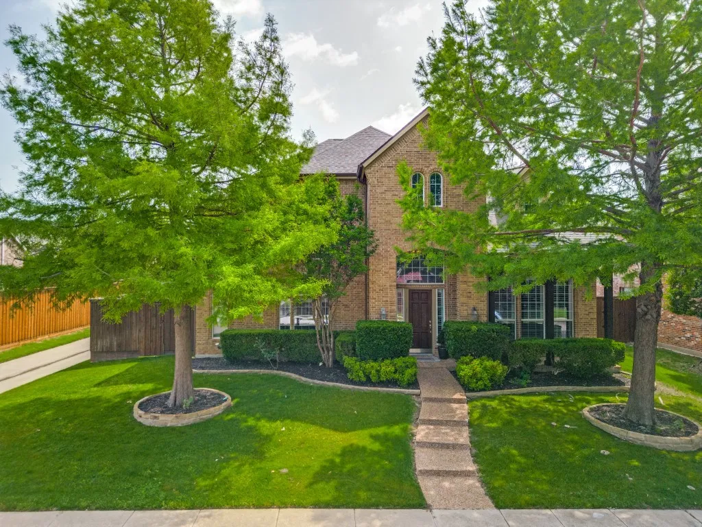 Single Family Residence For Sale in Collin County , 2116 Channel Islands Drive, Allen, Texas 75013, 4 Bedrooms, 4 Bathrooms, 3 Garage spaces, 3,732 Sqft, built in 2005, Preowned, Price $759,900, mls#21252324, Real Estate Agent in Allen, Homes For Sale in Collin county, Homes For Sale in Allen, Realtor in Allen Texas, Real Estate Brokerage Independent Realty Texas, Luminita Cordes Realtor