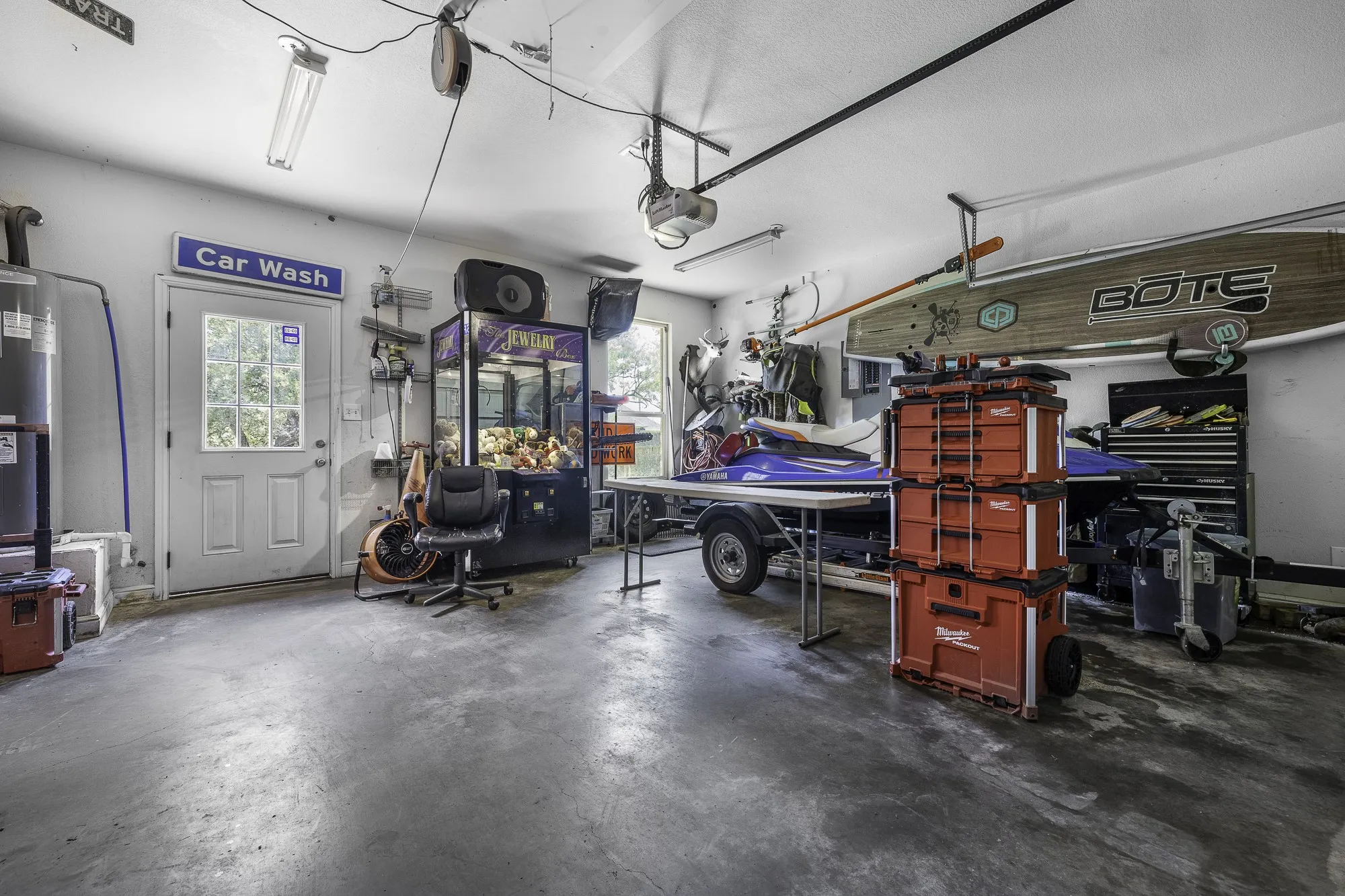 Single Family Residence For Sale in Hood County , 2513 Christine Drive, Granbury, Texas 76048, 3 Bedroom, 2 Bathroom, 2 Garage spaces, 1,581 Sqft, built in 2019, mls#21253986, Real Estate Agent in Granbury, Homes For Sale in Hood county, Homes For Sale in Granbury, Realtor in Granbury Texas, Real Estate Brokerage Independent Realty Texas, Luminita Cordes Realtor