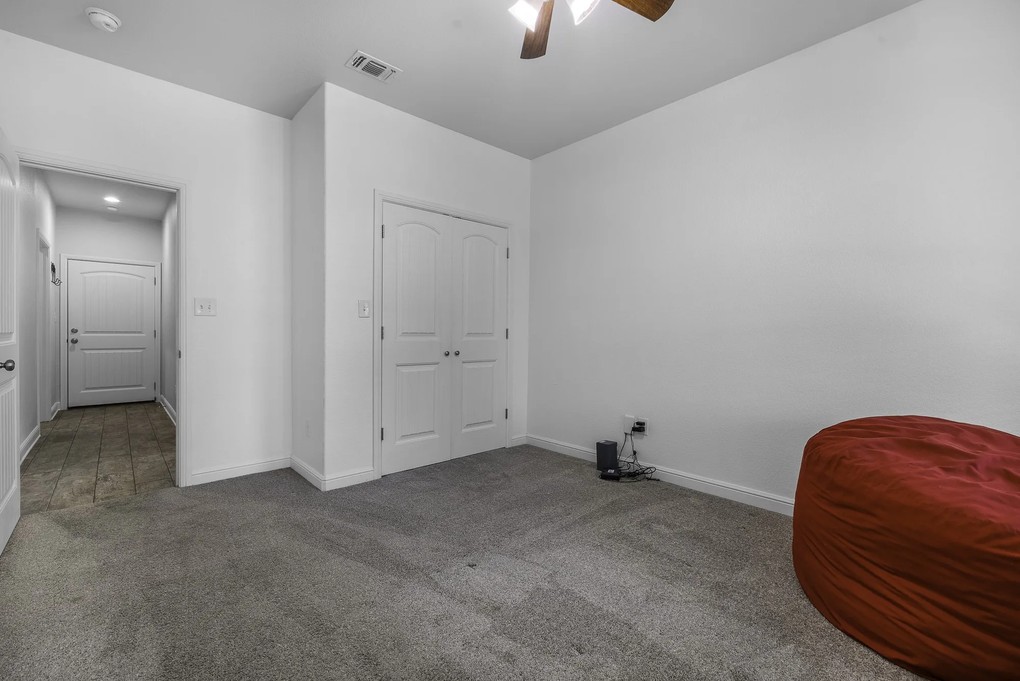 Single Family Residence For Sale in Hood County , 2513 Christine Drive, Granbury, Texas 76048, 3 Bedroom, 2 Bathroom, 2 Garage spaces, 1,581 Sqft, built in 2019, mls#21253986, Real Estate Agent in Granbury, Homes For Sale in Hood county, Homes For Sale in Granbury, Realtor in Granbury Texas, Real Estate Brokerage Independent Realty Texas, Luminita Cordes Realtor