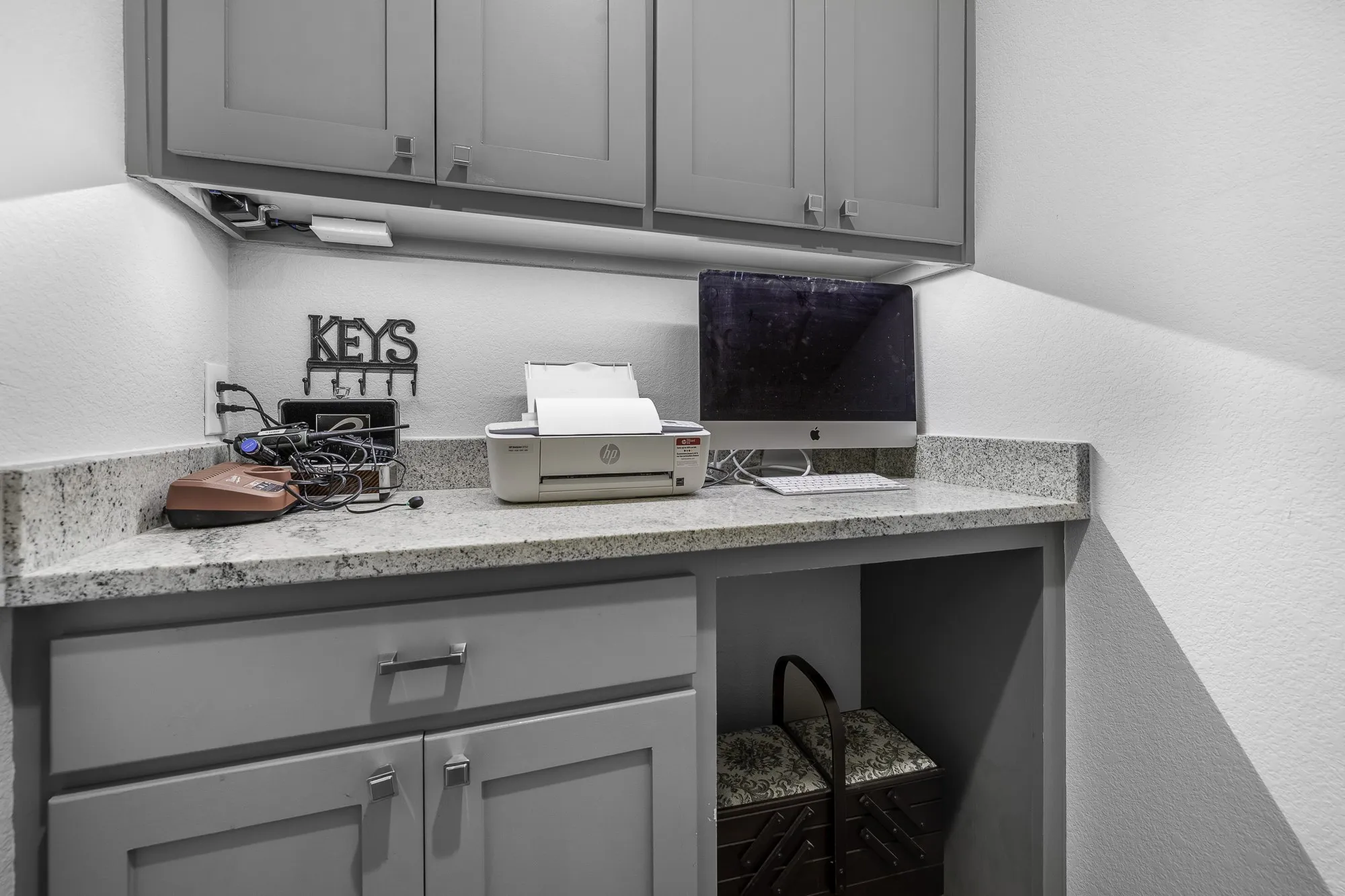 Single Family Residence For Sale in Hood County , 2513 Christine Drive, Granbury, Texas 76048, 3 Bedroom, 2 Bathroom, 2 Garage spaces, 1,581 Sqft, built in 2019, mls#21253986, Real Estate Agent in Granbury, Homes For Sale in Hood county, Homes For Sale in Granbury, Realtor in Granbury Texas, Real Estate Brokerage Independent Realty Texas, Luminita Cordes Realtor
