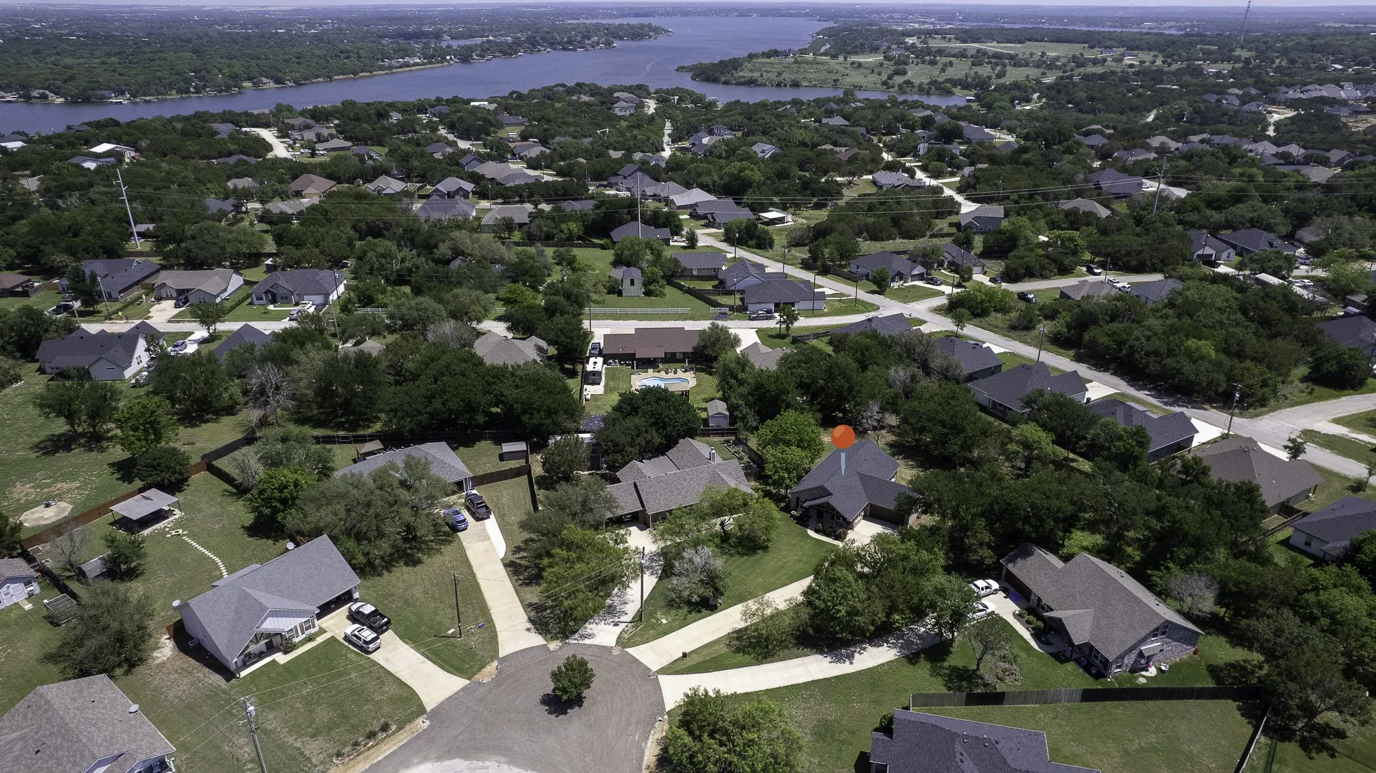 Single Family Residence For Sale in Hood County , 2513 Christine Drive, Granbury, Texas 76048, 3 Bedroom, 2 Bathroom, 2 Garage spaces, 1,581 Sqft, built in 2019, mls#21253986, Real Estate Agent in Granbury, Homes For Sale in Hood county, Homes For Sale in Granbury, Realtor in Granbury Texas, Real Estate Brokerage Independent Realty Texas, Luminita Cordes Realtor