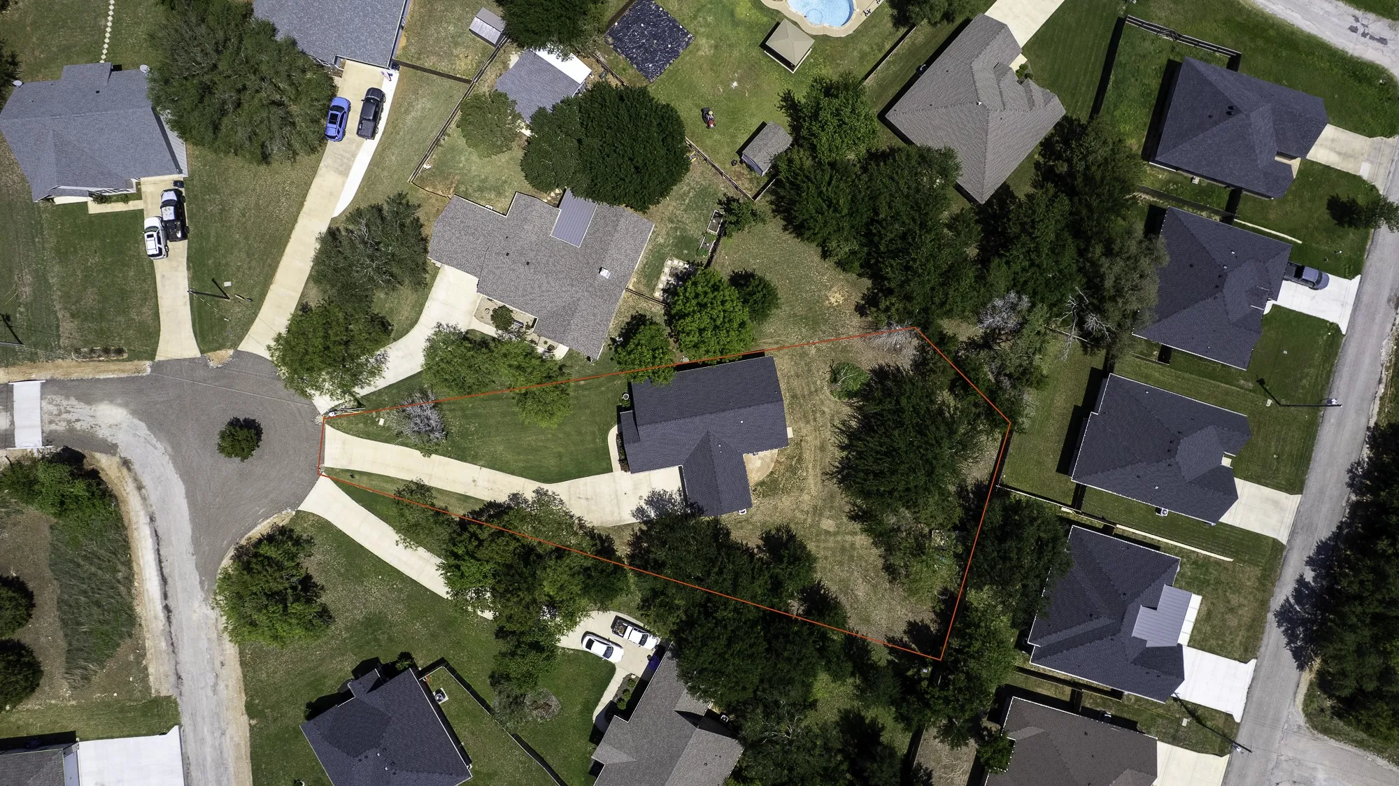 Single Family Residence For Sale in Hood County , 2513 Christine Drive, Granbury, Texas 76048, 3 Bedroom, 2 Bathroom, 2 Garage spaces, 1,581 Sqft, built in 2019, mls#21253986, Real Estate Agent in Granbury, Homes For Sale in Hood county, Homes For Sale in Granbury, Realtor in Granbury Texas, Real Estate Brokerage Independent Realty Texas, Luminita Cordes Realtor