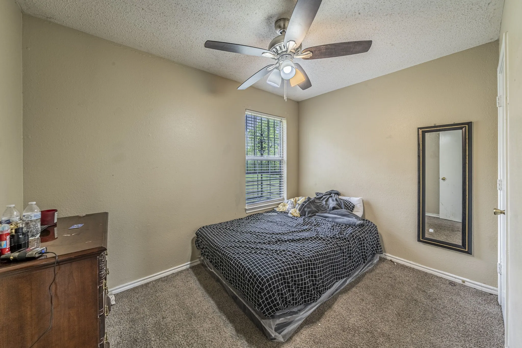 Single Family Residence For Sale in Dallas County , 6039 Blunter Street, Dallas, Texas 75241, 3 Bedrooms, 2 Bathrooms, Garage spaces, 1,056 Sqft, built in 1999, Price $185,000, mls#21254001, Real Estate Agent in Dallas, Homes For Sale in Dallas county, Homes For Sale in Dallas, Realtor in Dallas Texas, Real Estate Brokerage Independent Realty Texas, Luminita Cordes Realtor