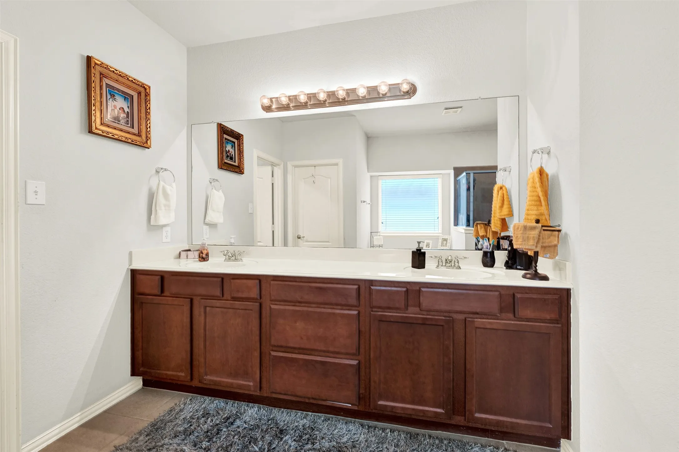 Primary Ensuite Bath