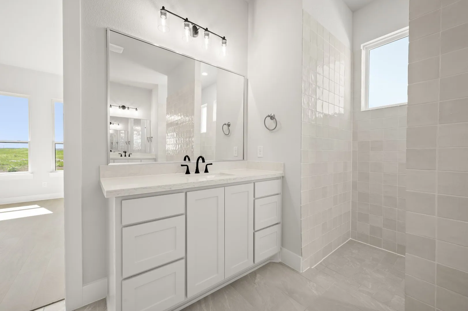 Single Family Residence For Sale in Ellis County , 131 Adilynn Trail, Venus, Texas 76084, 4 Bedroom, 3 Bathroom, 3 Garage spaces, 3,195 Sqft, built in 2025, New Construction - Complete, mls#21253270, Real Estate Agent in Venus, Homes For Sale in Ellis county, Homes For Sale in Venus, Realtor in Venus Texas, Real Estate Brokerage Independent Realty Texas, Luminita Cordes Realtor