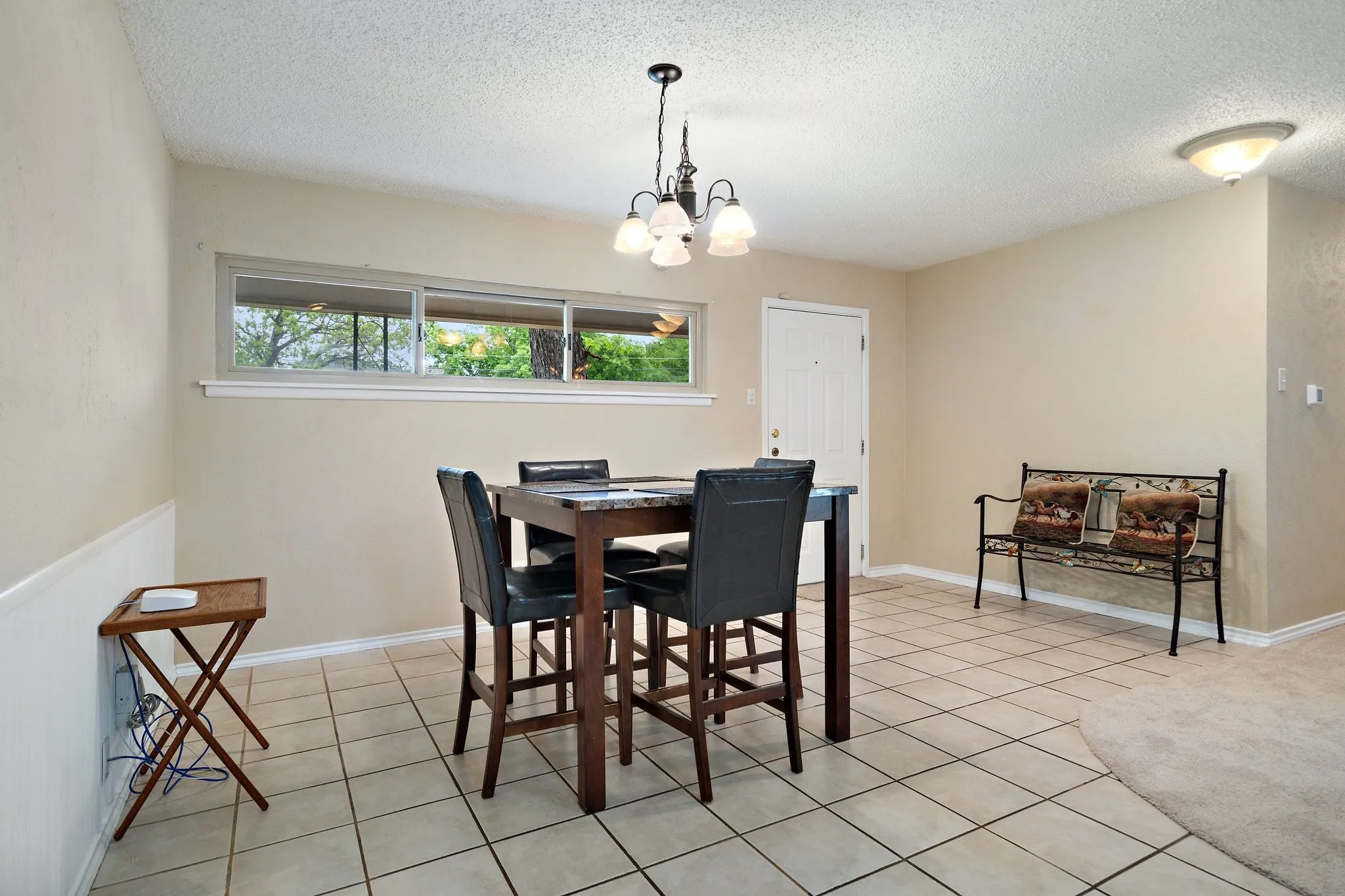 Single Family Residence For Sale in Dallas County , 717 Van Horn Drive, Irving, Texas 75060, 3 Bedrooms, 2 Bathrooms, 2 Garage spaces, 1,604 Sqft, built in 1955, Price $369,000, mls#21245025, Real Estate Agent in Irving, Homes For Sale in Dallas county, Homes For Sale in Irving, Realtor in Irving Texas, Real Estate Brokerage Independent Realty Texas, Luminita Cordes Realtor