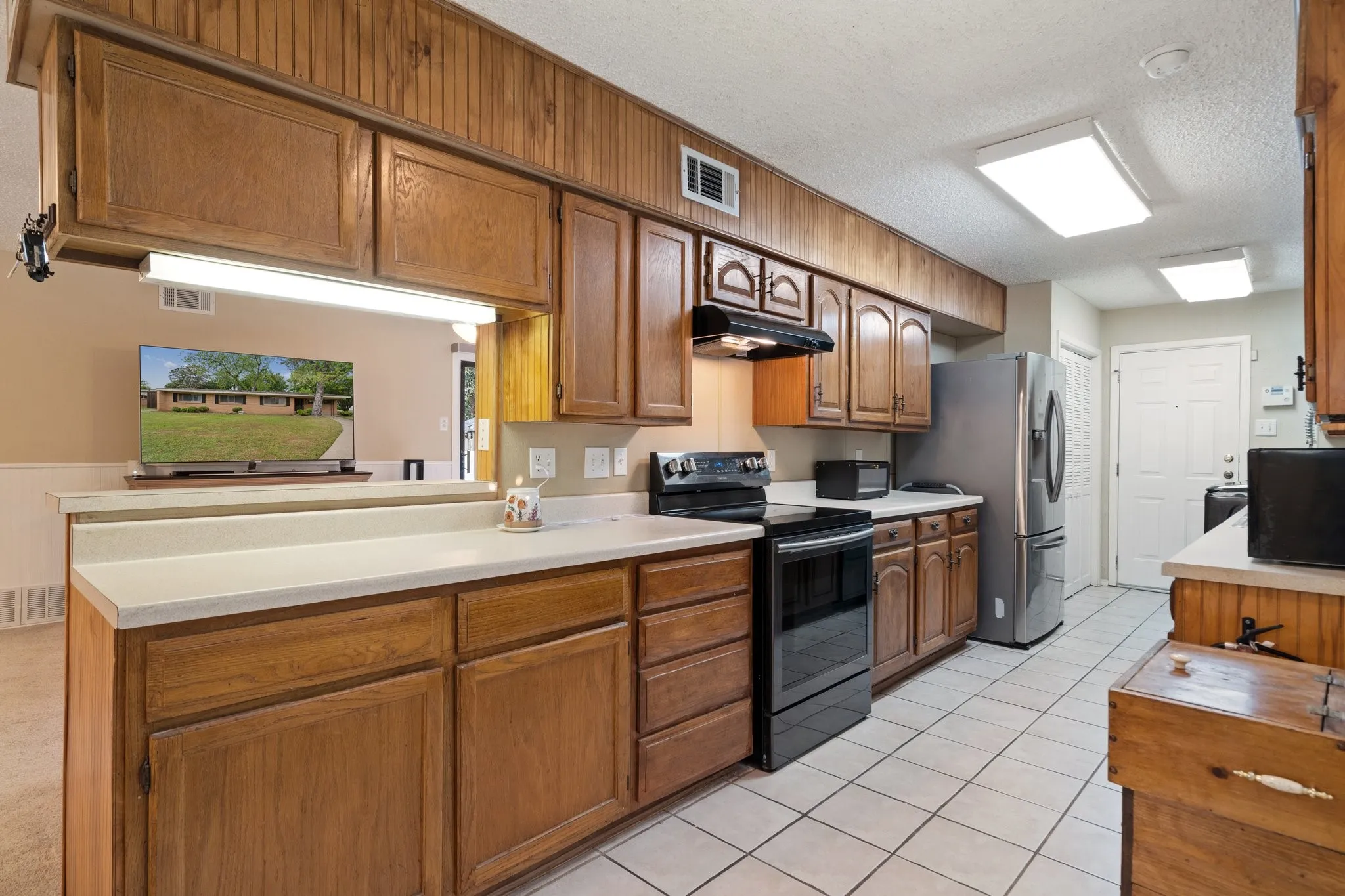 Single Family Residence For Sale in Dallas County , 717 Van Horn Drive, Irving, Texas 75060, 3 Bedrooms, 2 Bathrooms, 2 Garage spaces, 1,604 Sqft, built in 1955, Price $369,000, mls#21245025, Real Estate Agent in Irving, Homes For Sale in Dallas county, Homes For Sale in Irving, Realtor in Irving Texas, Real Estate Brokerage Independent Realty Texas, Luminita Cordes Realtor