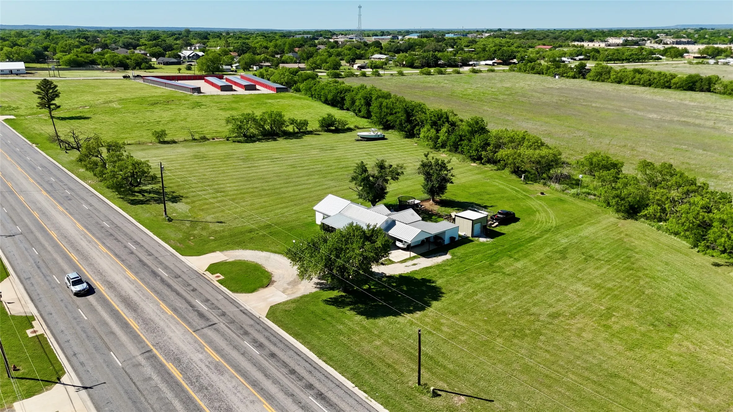Single Family Residence For Sale in Brown County , 700b Garmon Drive, Early, Texas 76802, 3 Bedrooms, 2 Bathrooms, Garage spaces, 1,384 Sqft, built in 1945, Price $235,000, mls#21254030, Real Estate Agent in Early, Homes For Sale in Brown county, Homes For Sale in Early, Realtor in Early Texas, Real Estate Brokerage Independent Realty Texas, Luminita Cordes Realtor