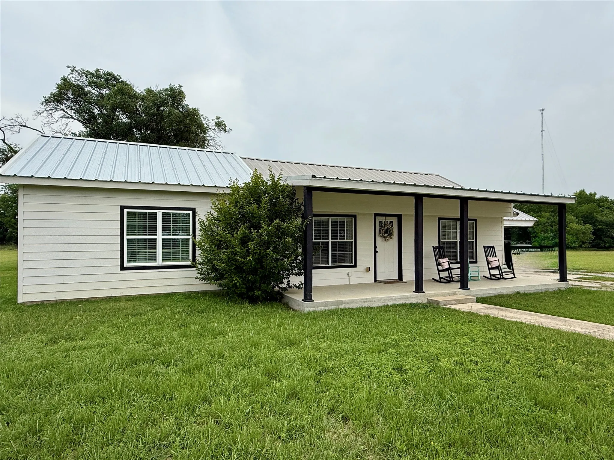 Single Family Residence For Sale in Brown County , 700b Garmon Drive, Early, Texas 76802, 3 Bedrooms, 2 Bathrooms, Garage spaces, 1,384 Sqft, built in 1945, Price $235,000, mls#21254030, Real Estate Agent in Early, Homes For Sale in Brown county, Homes For Sale in Early, Realtor in Early Texas, Real Estate Brokerage Independent Realty Texas, Luminita Cordes Realtor