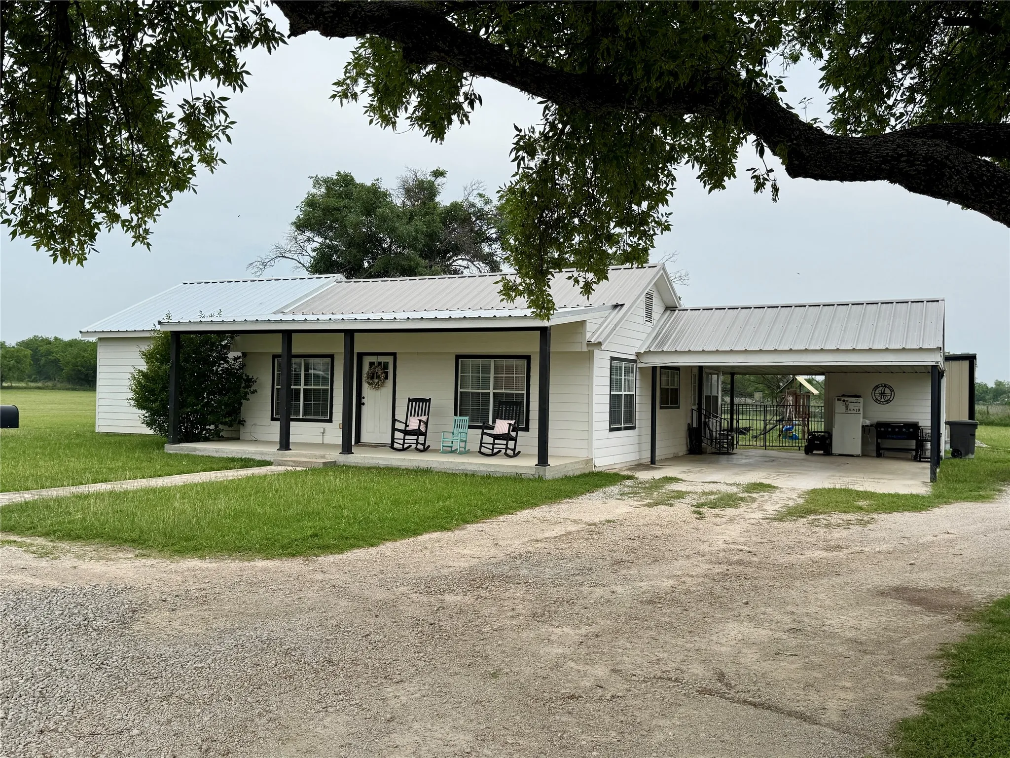 Single Family Residence For Sale in Brown County , 700b Garmon Drive, Early, Texas 76802, 3 Bedrooms, 2 Bathrooms, Garage spaces, 1,384 Sqft, built in 1945, Price $235,000, mls#21254030, Real Estate Agent in Early, Homes For Sale in Brown county, Homes For Sale in Early, Realtor in Early Texas, Real Estate Brokerage Independent Realty Texas, Luminita Cordes Realtor